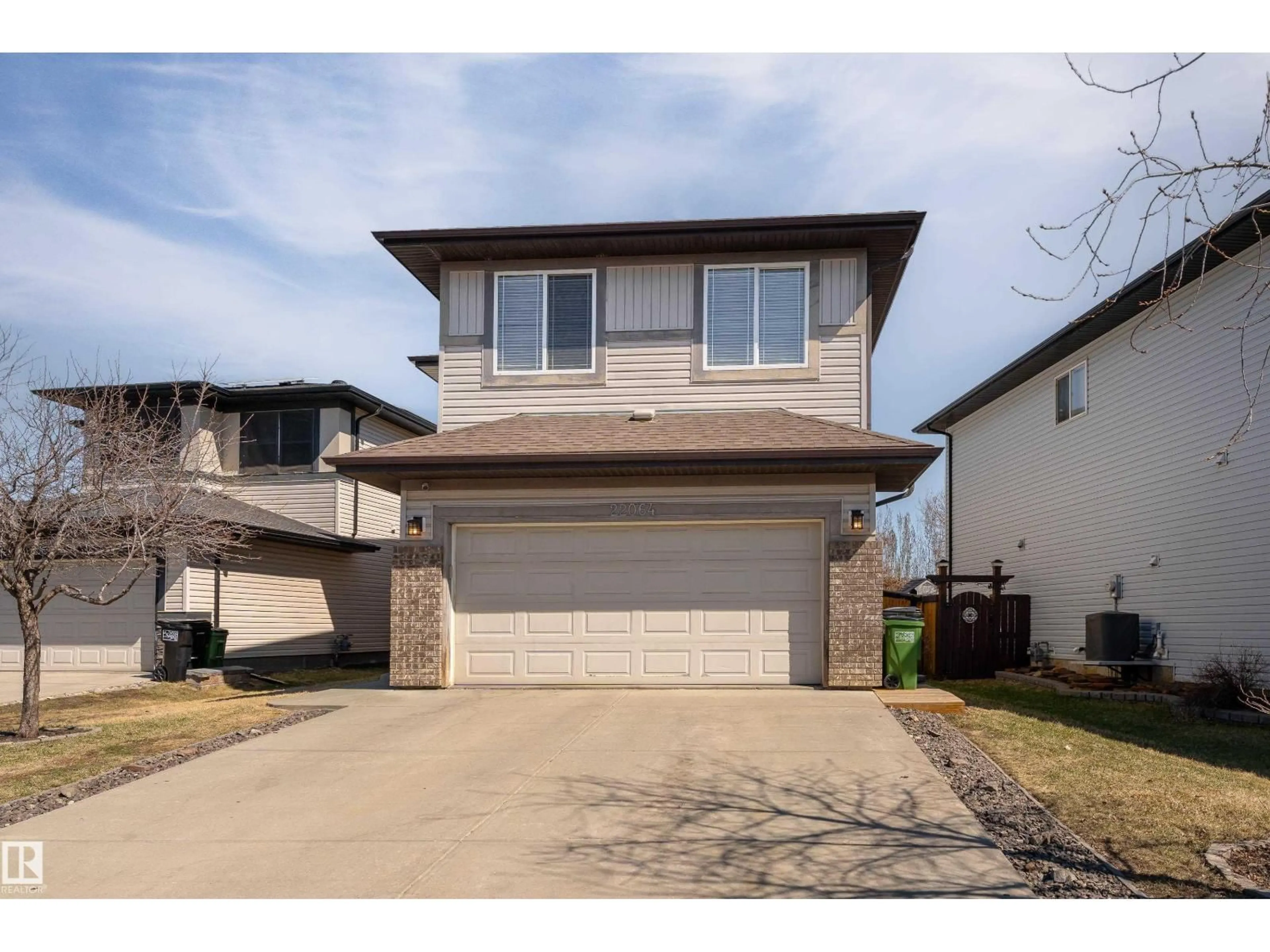 Unknown for 22064 95 AV, Edmonton Alberta T5T4A7
