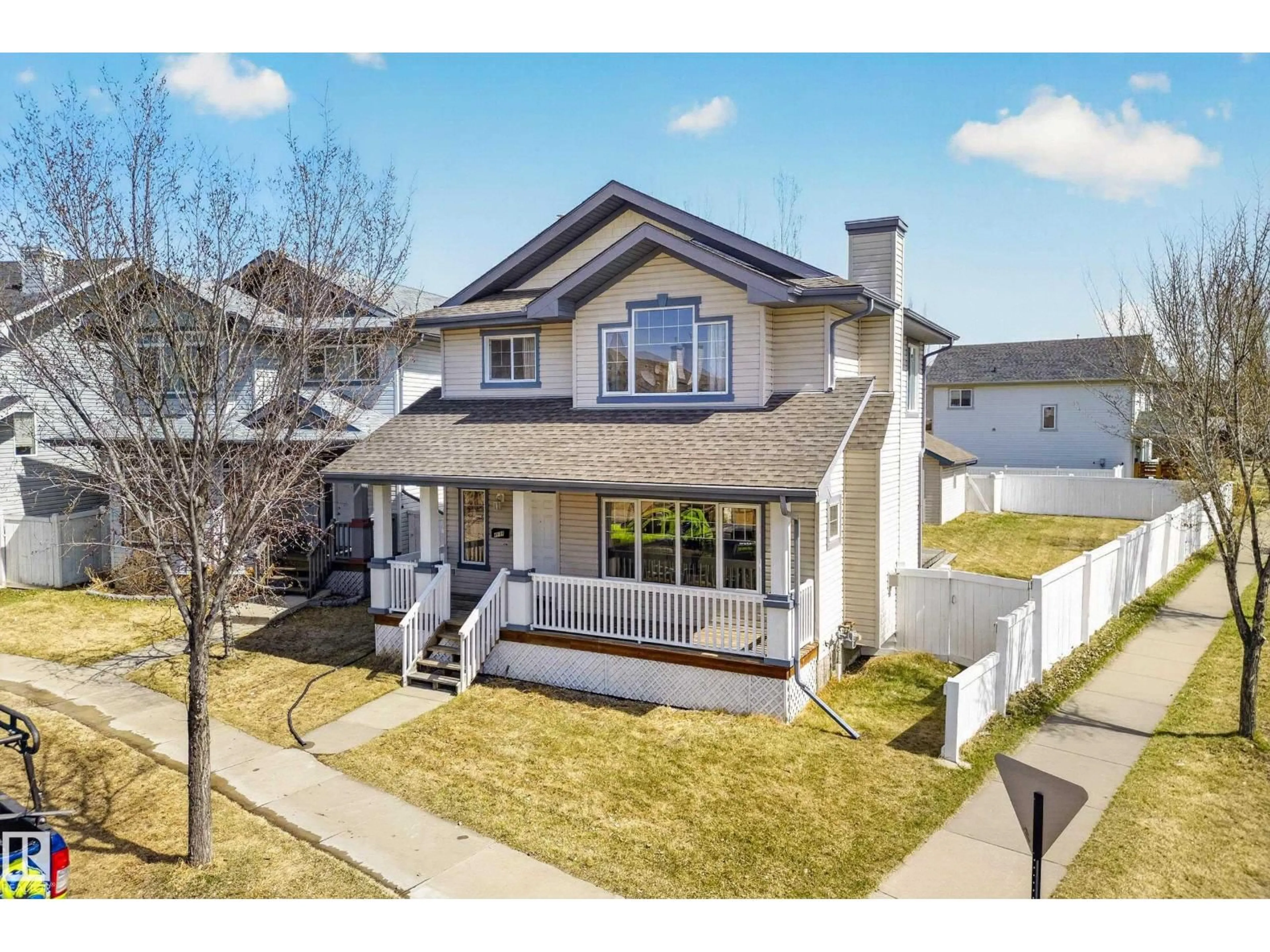 Home with vinyl exterior material, street for 4989 THIBAULT WY, Edmonton Alberta T6R0A4