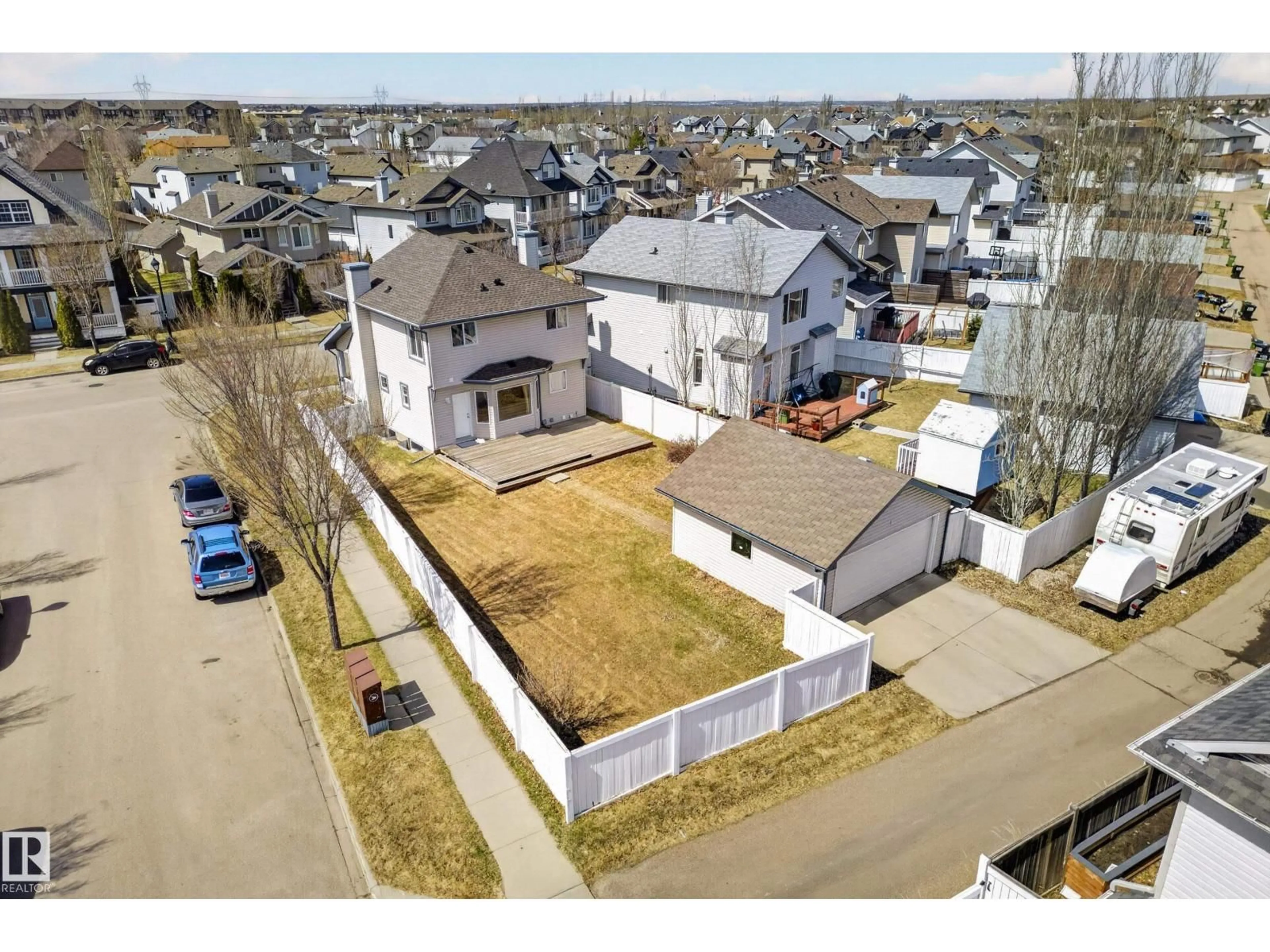 A pic from outside/outdoor area/front of a property/back of a property/a pic from drone, street for 4989 THIBAULT WY, Edmonton Alberta T6R0A4
