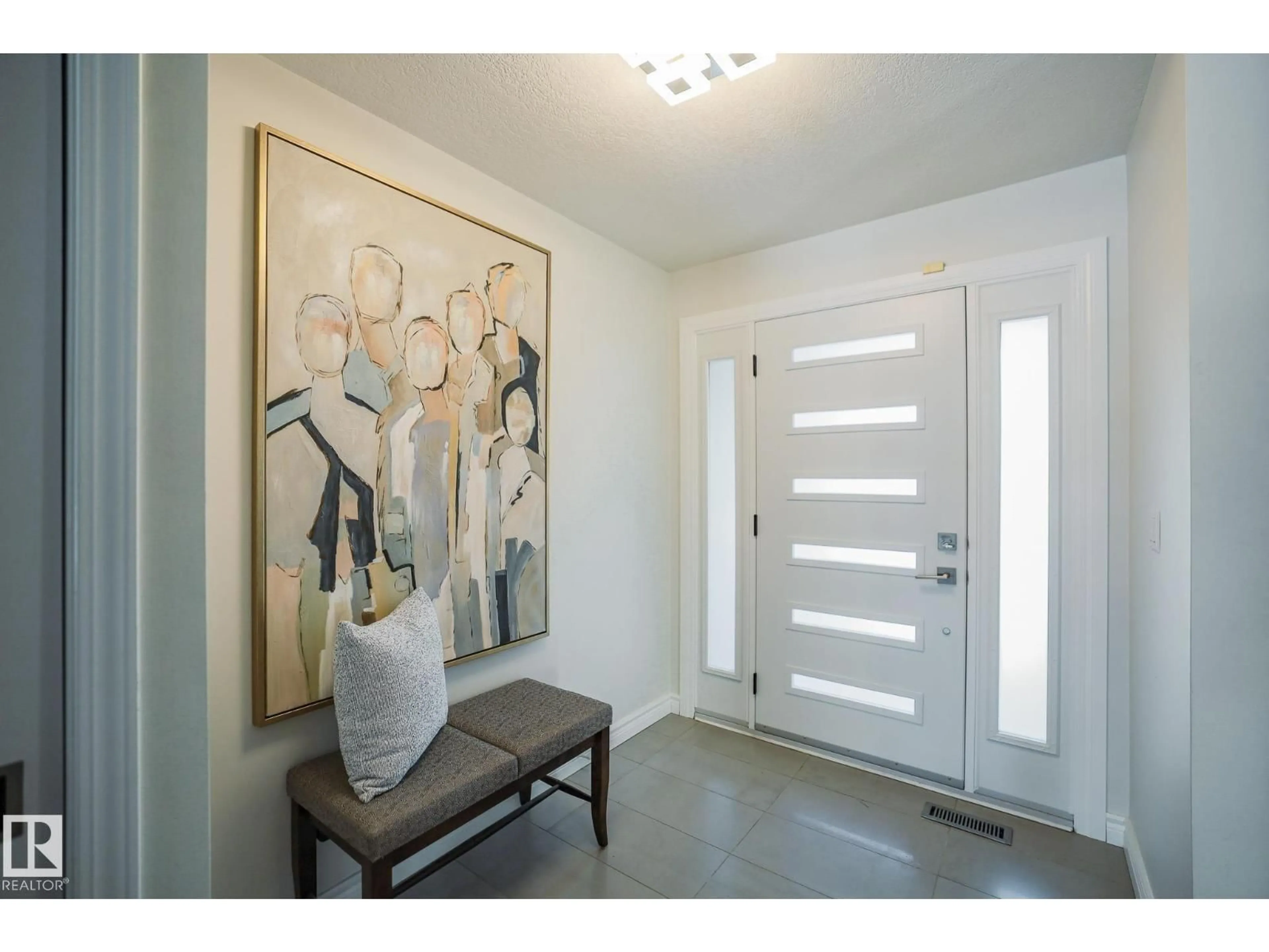 Indoor entryway for 15155 RAMSAY CR, Edmonton Alberta T6H5R1