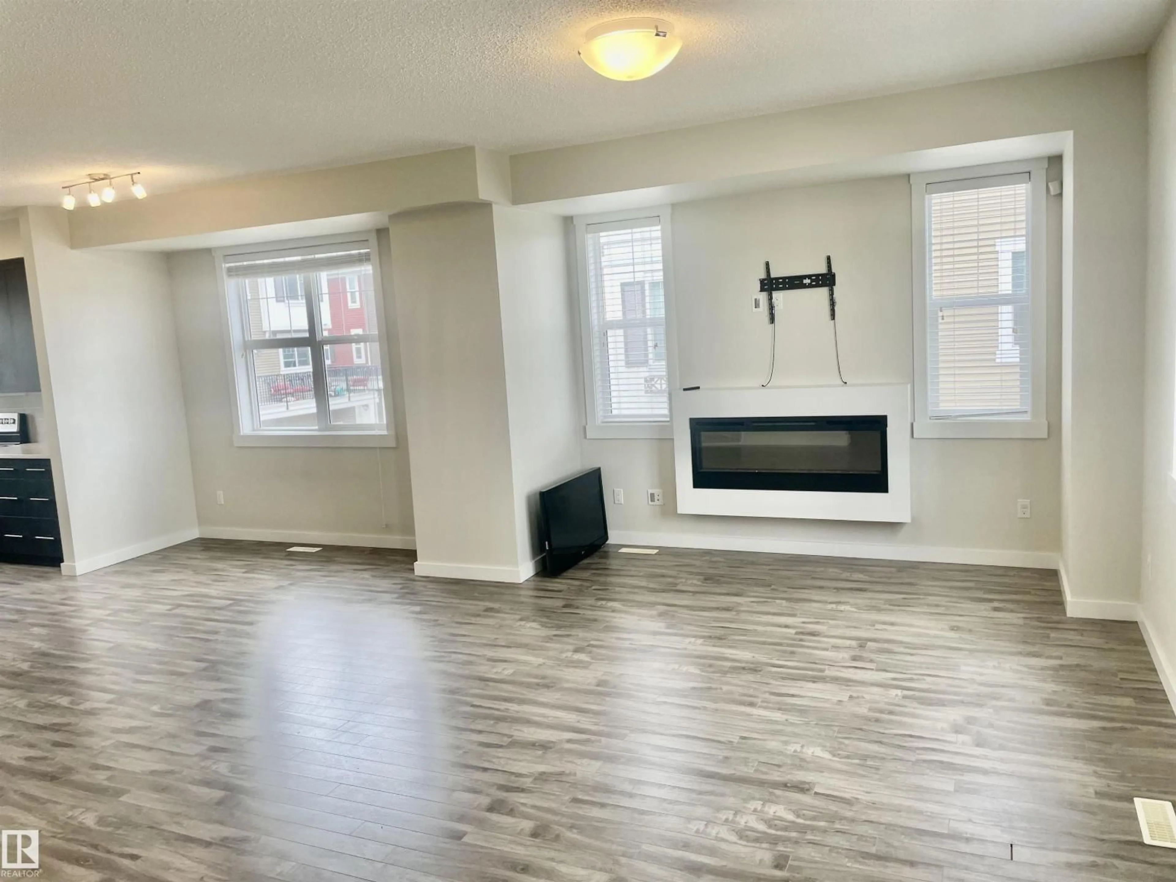 A pic of a room for 300 - 8530 94 ST, Fort Saskatchewan Alberta T8L0C2