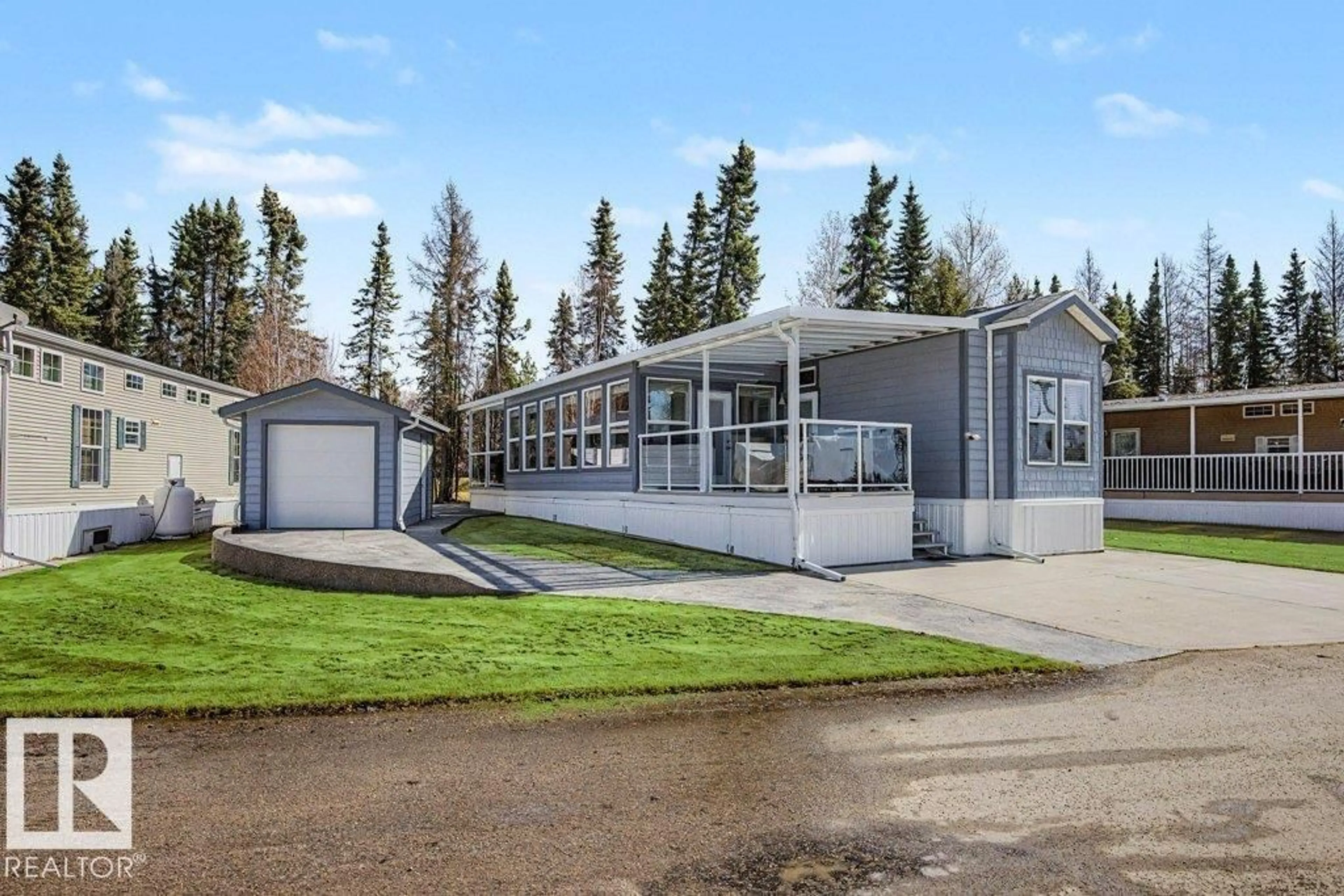 Home with vinyl exterior material, unknown for 53126 - 143 RGE ROAD 70, Rural Parkland County Alberta T0E0S0