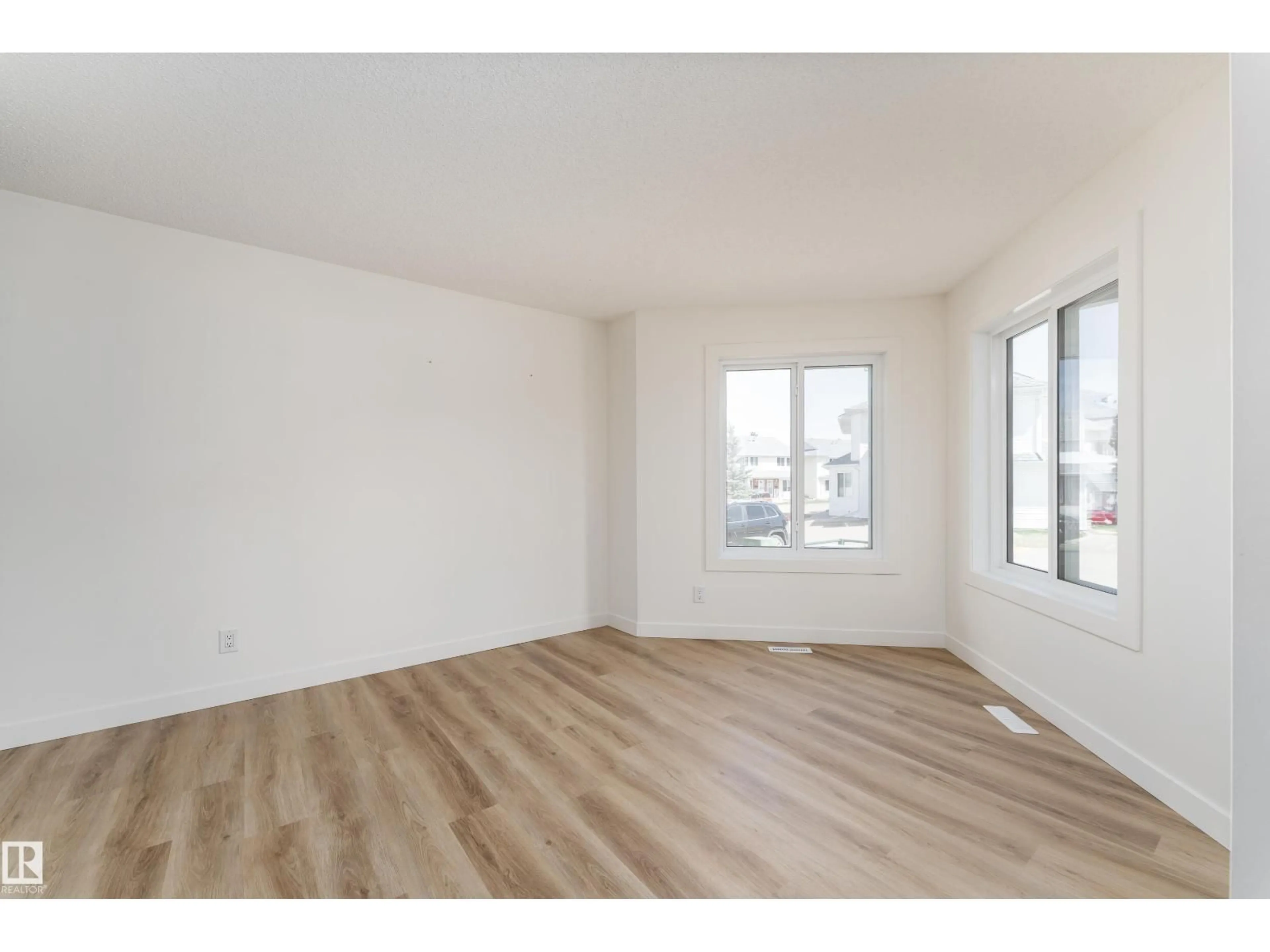 A pic of a room for 1033 - 63 YOUVILLE DR, Edmonton Alberta T6L6V9