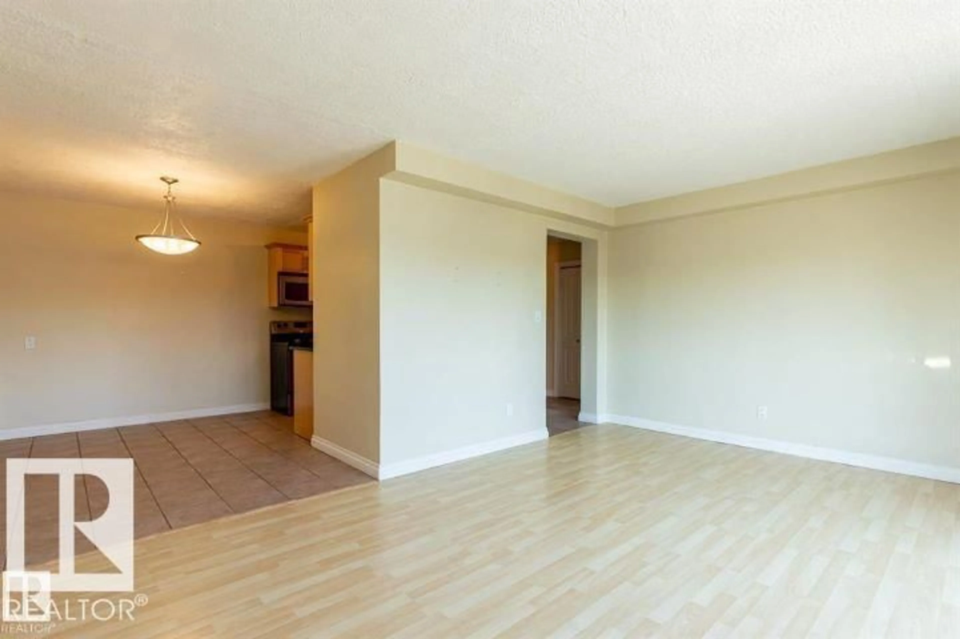 A pic of a room for 307 - 8215 83 AV, Edmonton Alberta T6C1A7