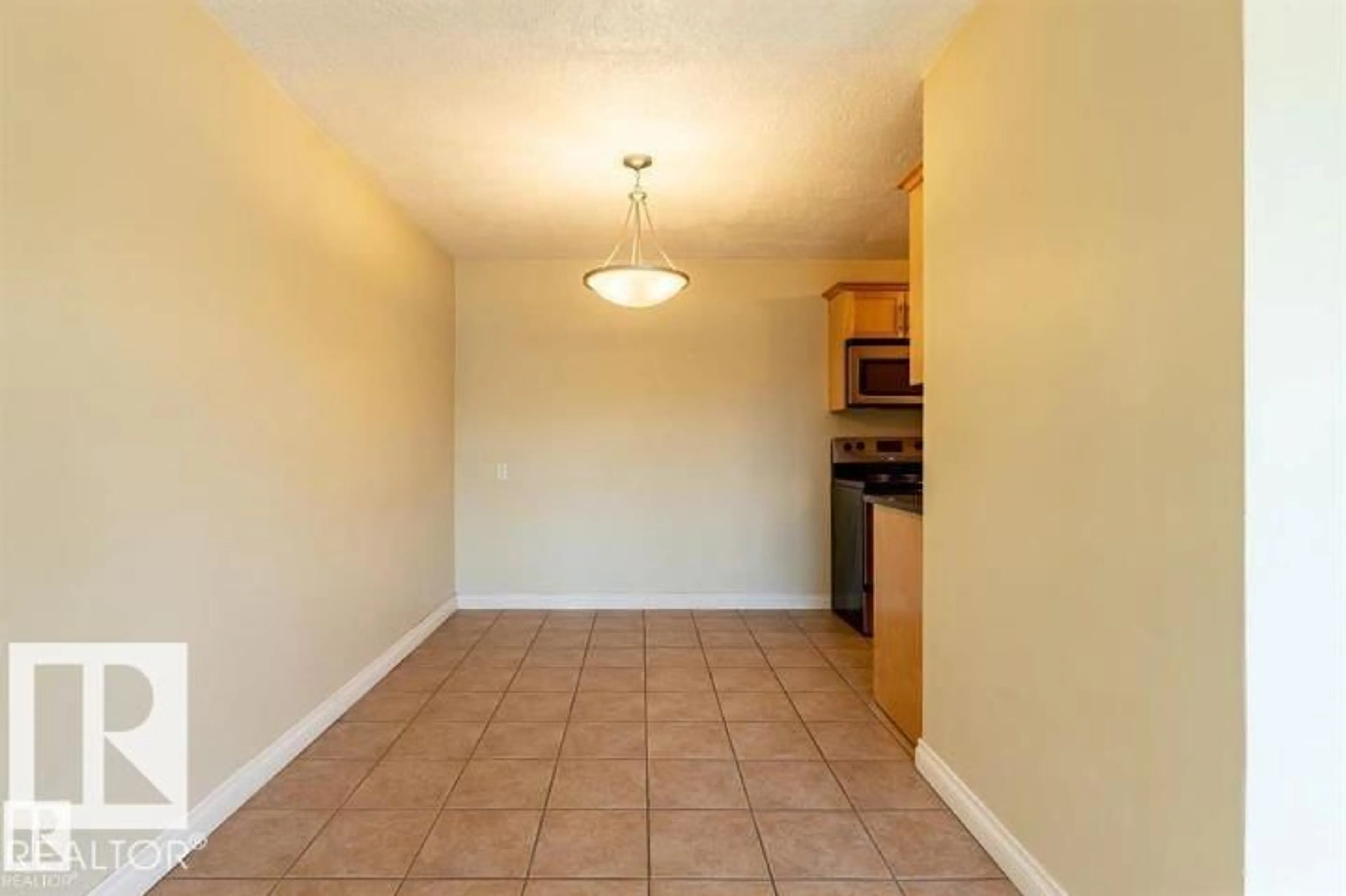 Unknown for 307 - 8215 83 AV, Edmonton Alberta T6C1A7