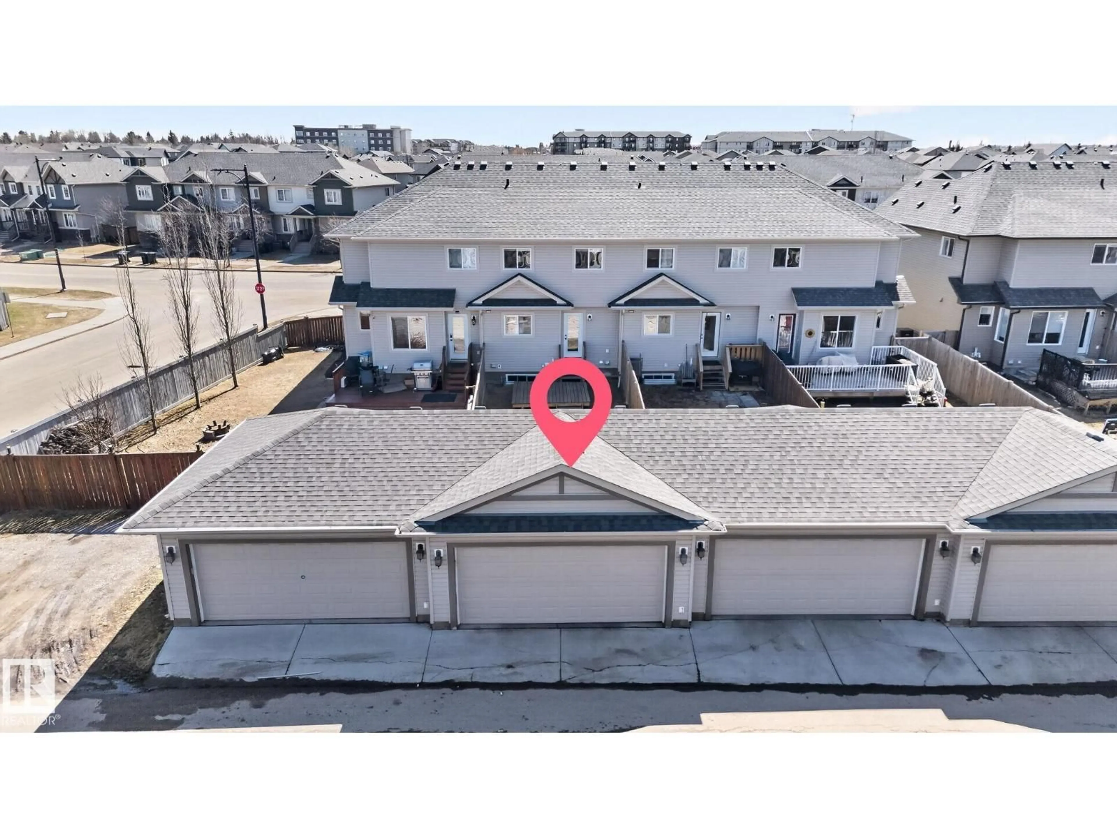 A pic from outside/outdoor area/front of a property/back of a property/a pic from drone, unknown for 332 NELSON DR, Spruce Grove Alberta T7X0N3