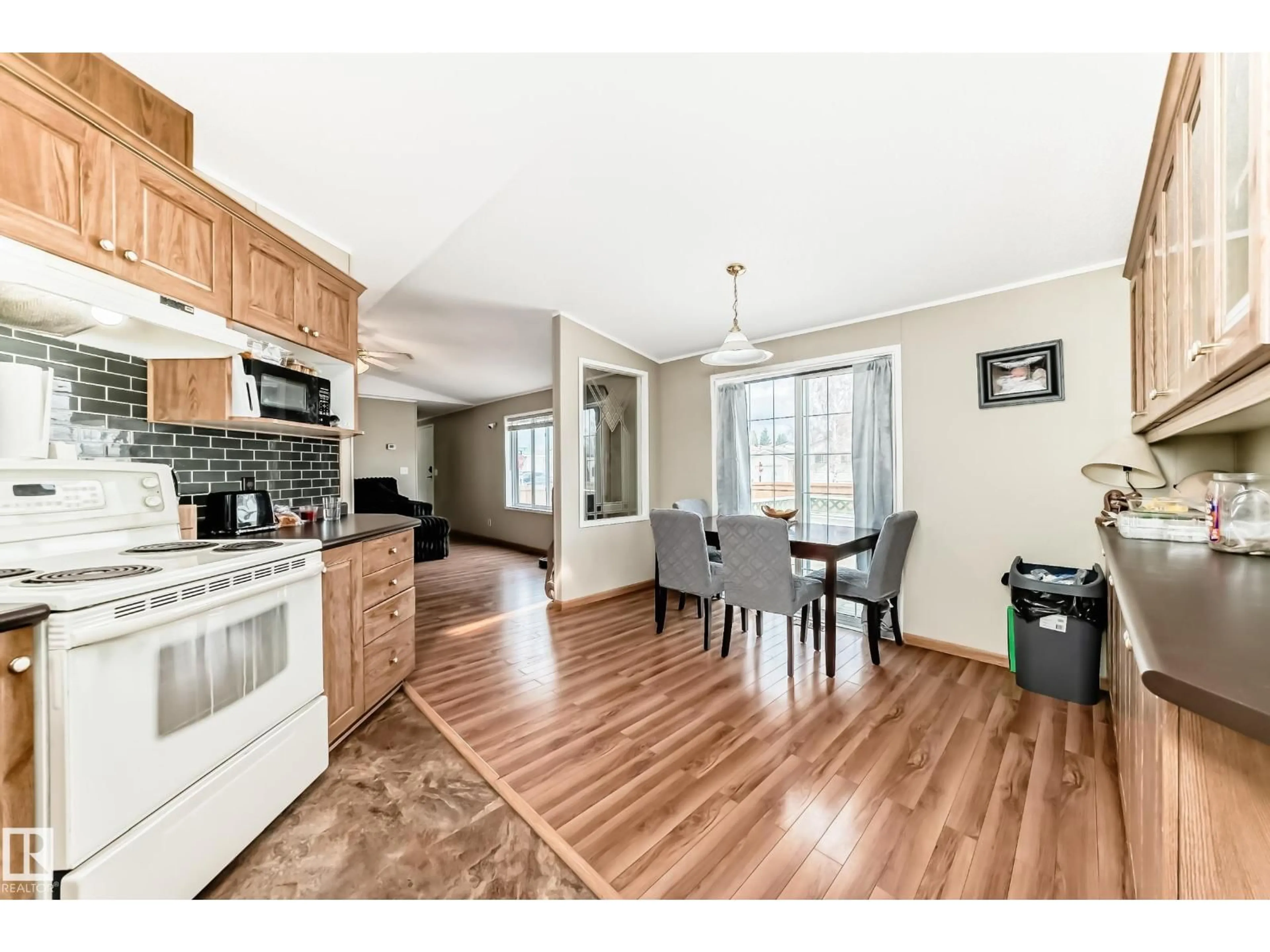 Open concept kitchen, unknown for 2903 LAKEWOOD DRIVE, Edmonton Alberta T5S1T7