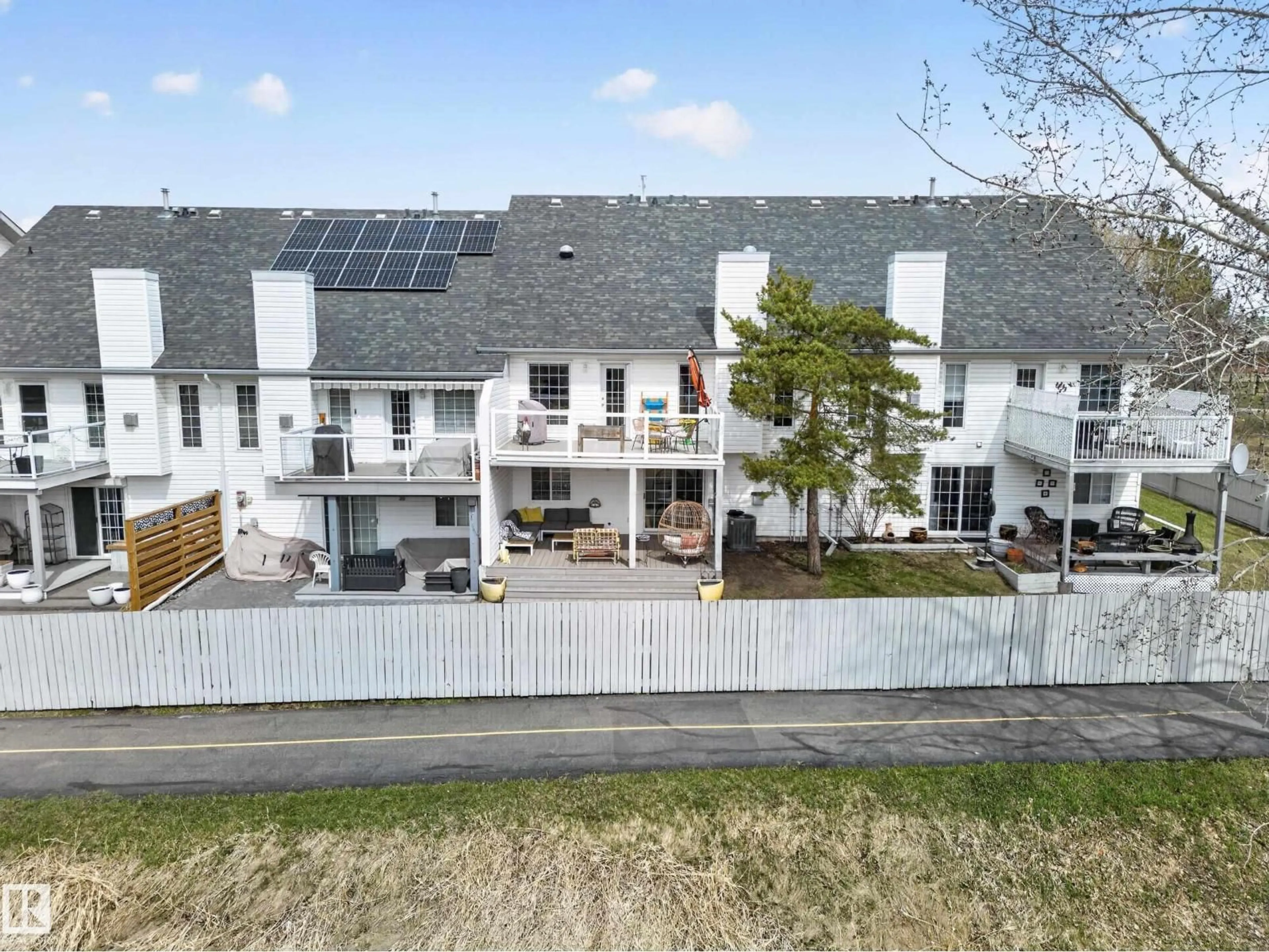 A pic from outside/outdoor area/front of a property/back of a property/a pic from drone, unknown for 40 - 20 CRANFORD WY, Sherwood Park Alberta T8H2A9