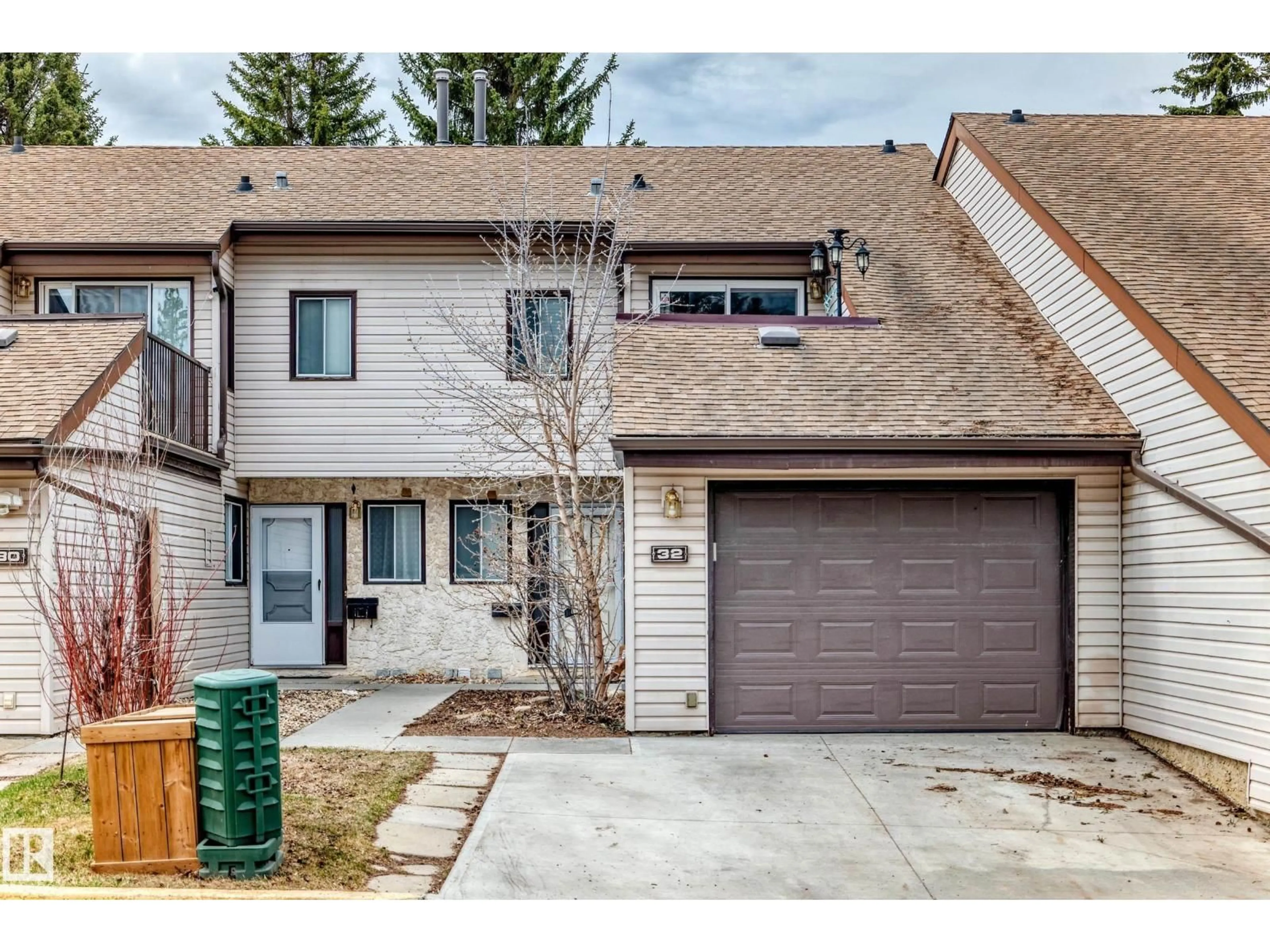 Unknown for 32 GRANDIN WOODS, St. Albert Alberta T8N2Y4