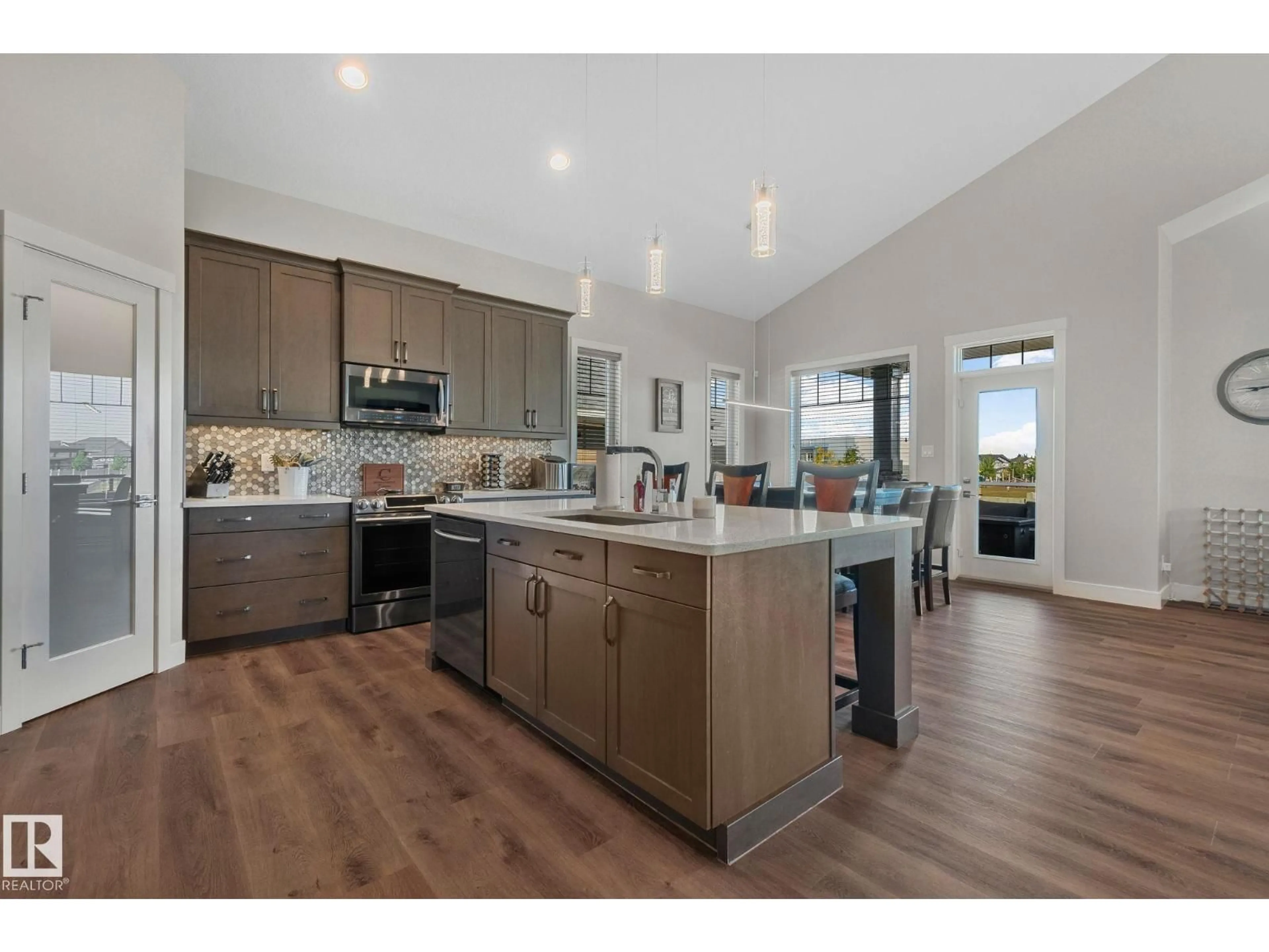 Open concept kitchen, unknown for 67 ENCHANTED WY, St. Albert Alberta T8N7R7