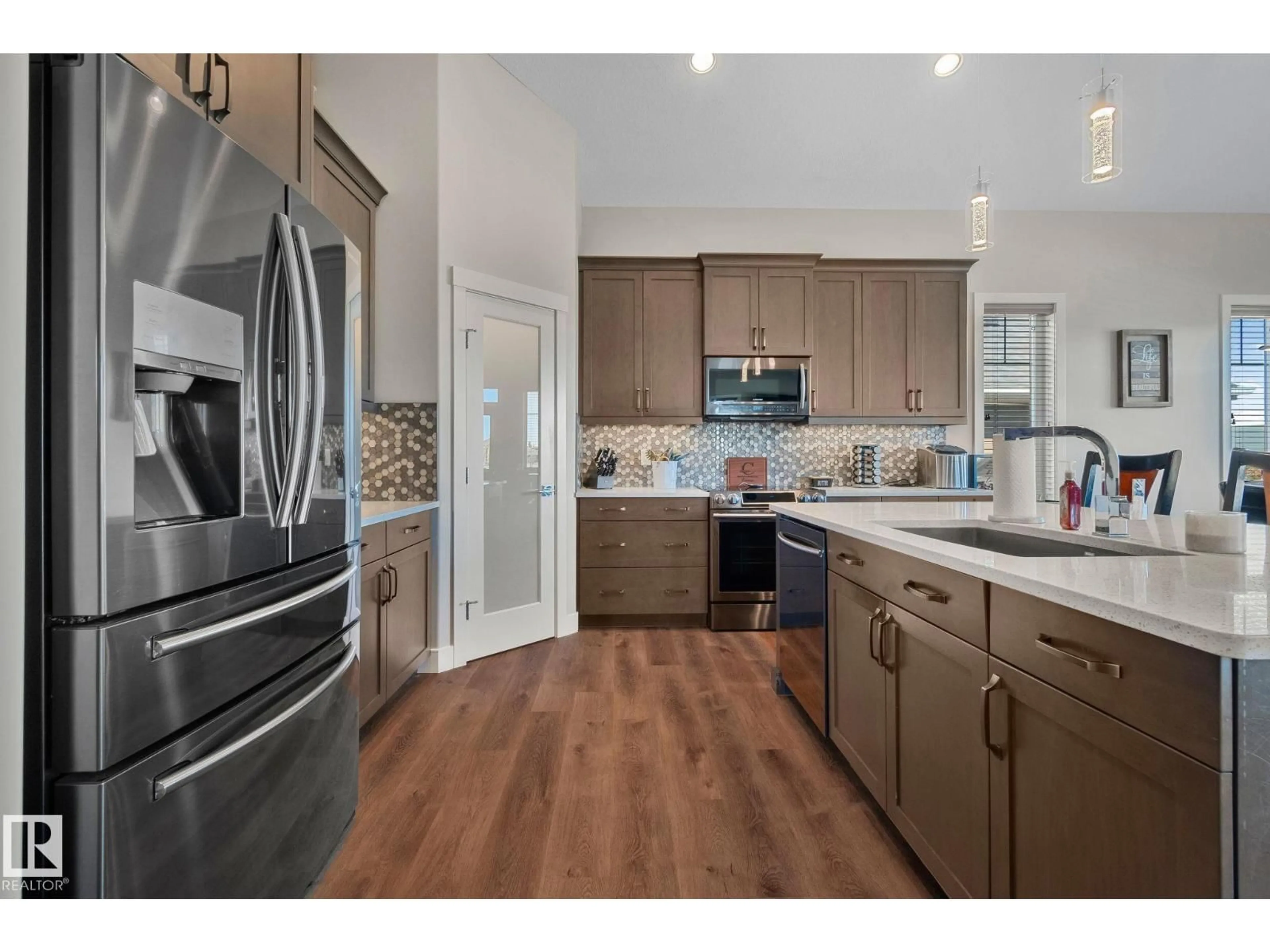 Open concept kitchen, unknown for 67 ENCHANTED WY, St. Albert Alberta T8N7R7