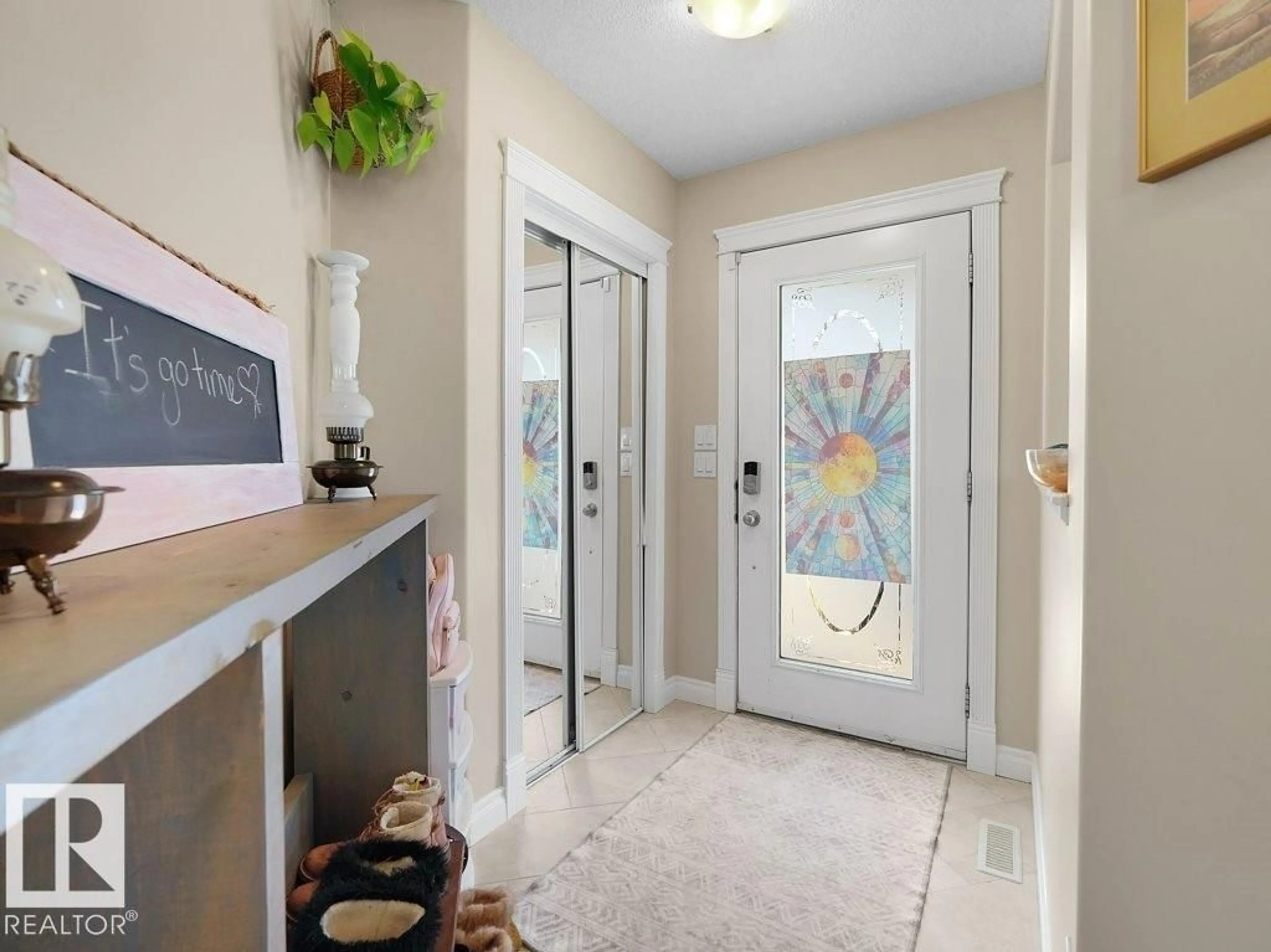Indoor entryway for 1476 MCMILLIAN WY, Edmonton Alberta T6W1V4