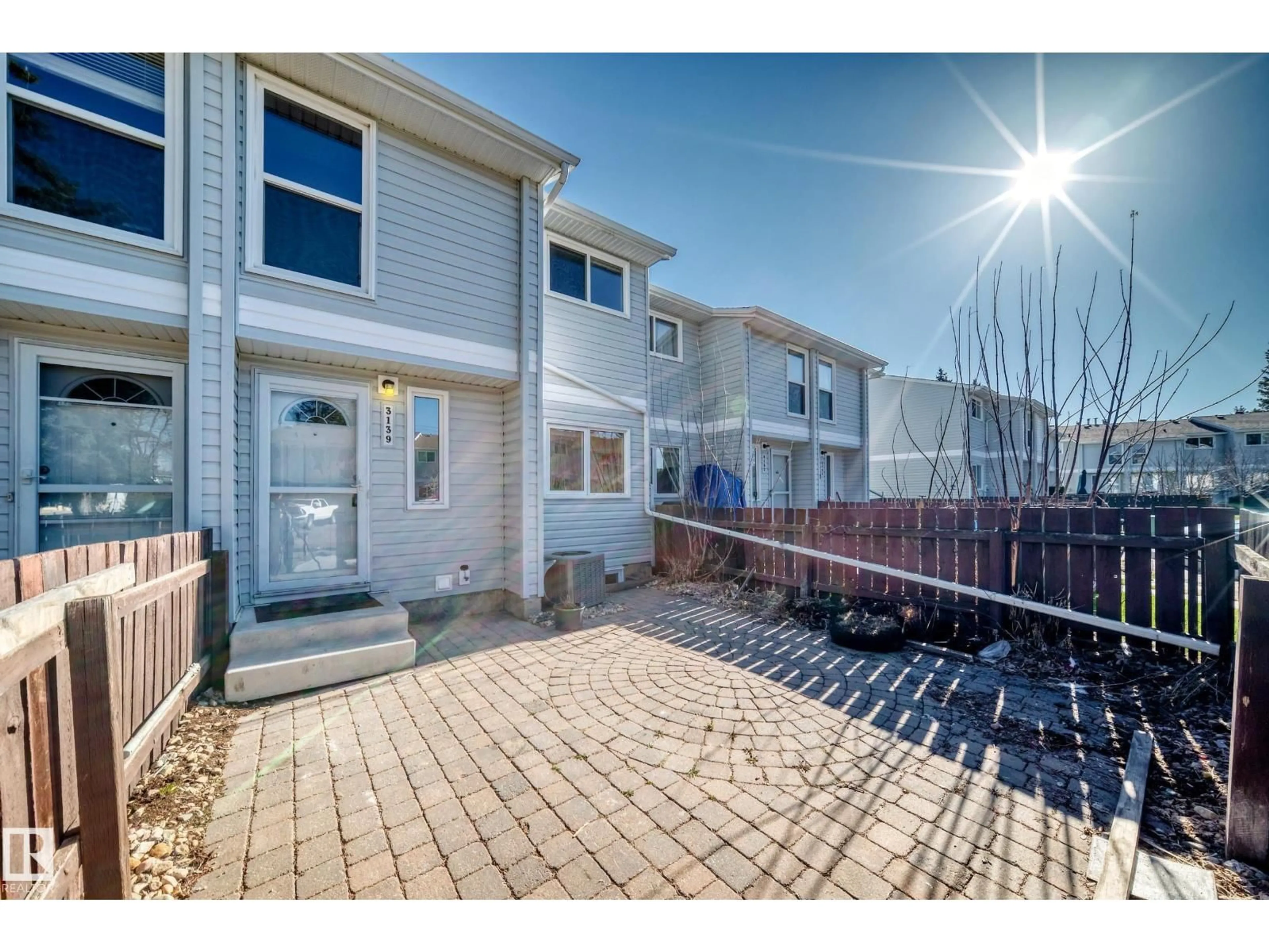 Unknown for 3139 109 ST, Edmonton Alberta T6J4N6