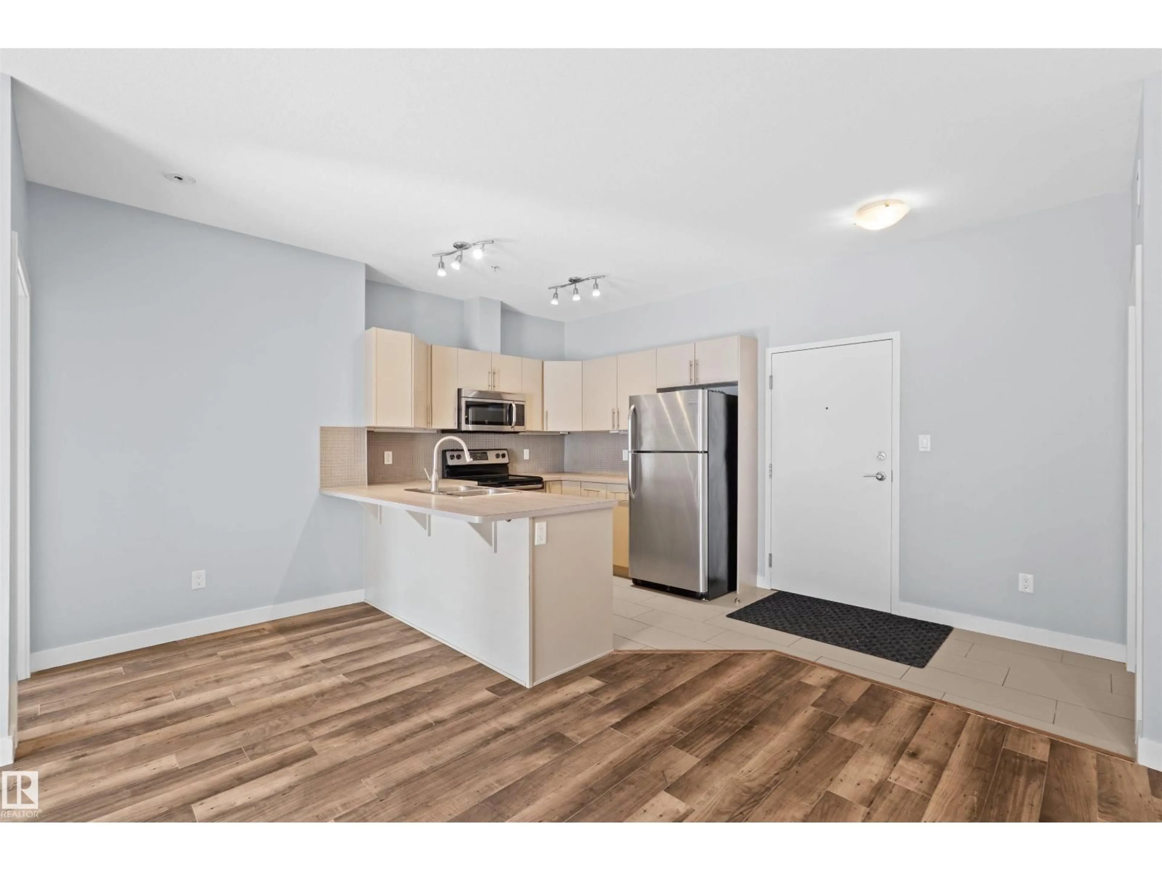 Standard kitchen, wood/laminate floor for #307 - 10611 117 ST, Edmonton Alberta T5H0G6