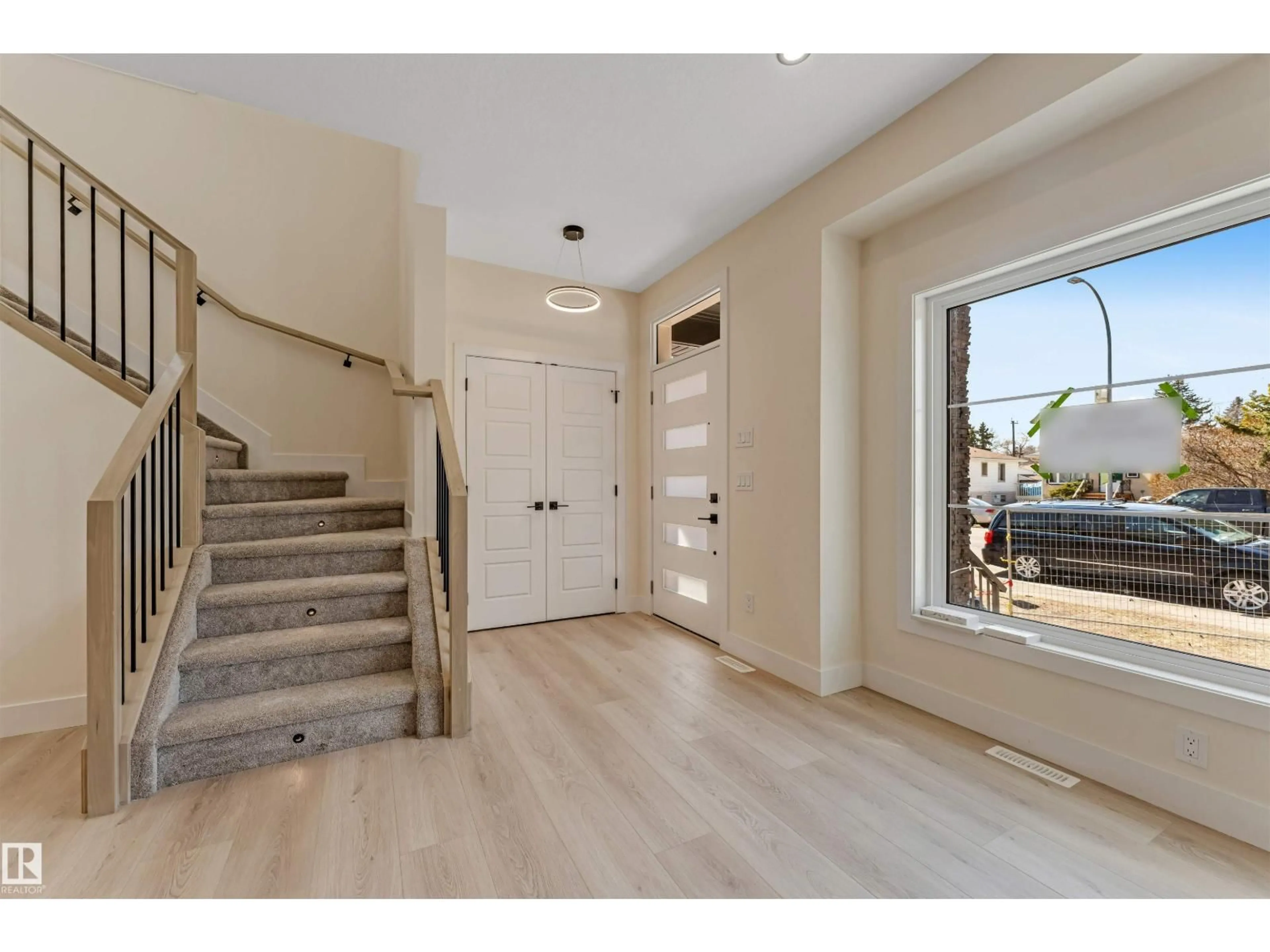 Indoor entryway for NW - 10323 79 ST, Edmonton Alberta T6A3G7
