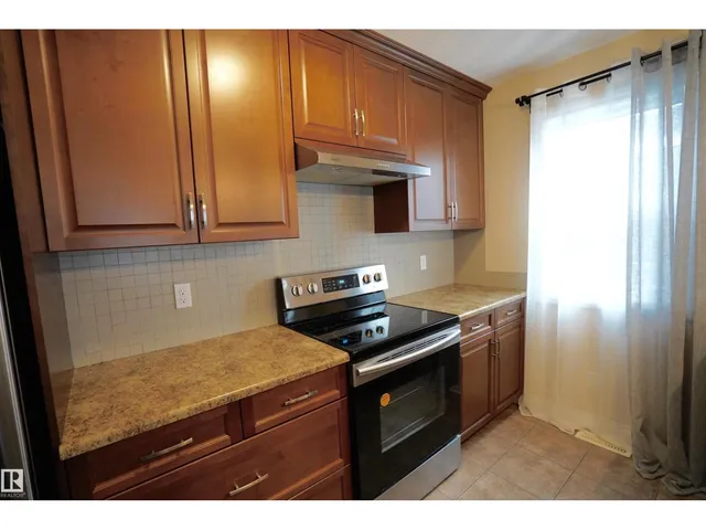 NW - 12018 65 ST, Edmonton 4