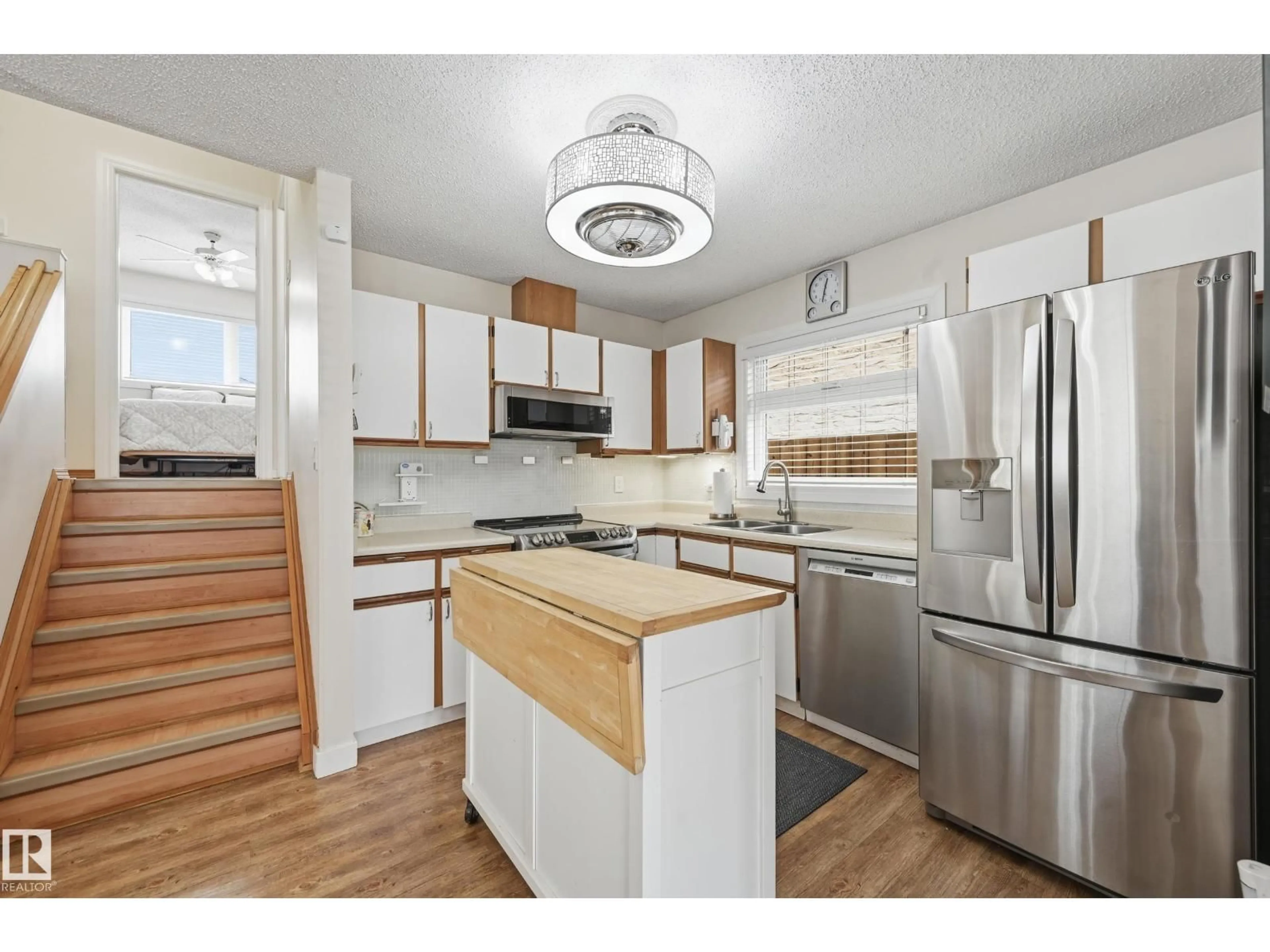 Unknown for 8305 157 AV, Edmonton Alberta T5Z2P8