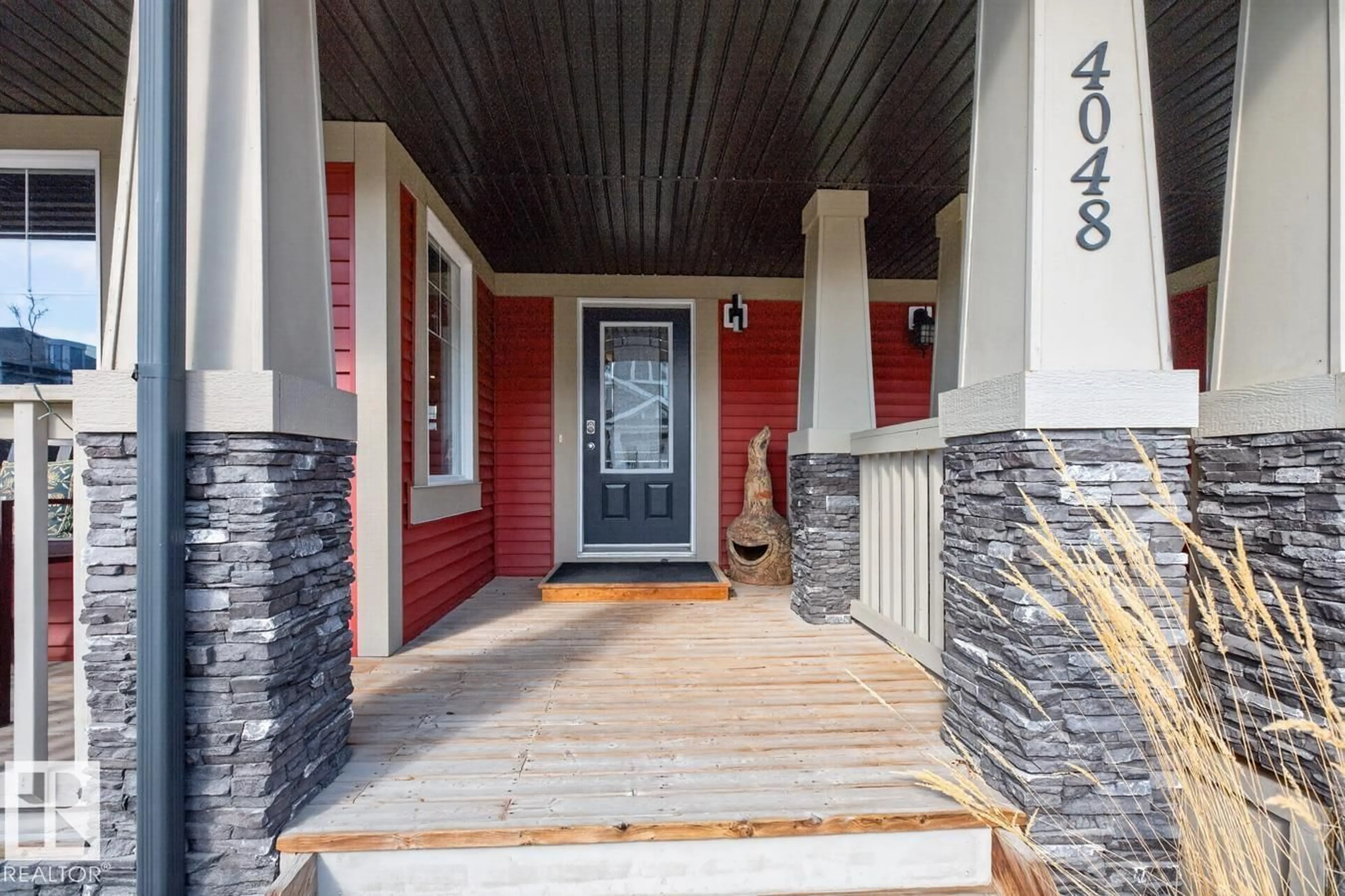 Indoor entryway for 4048 MORRISON WY, Edmonton Alberta T5E6S7