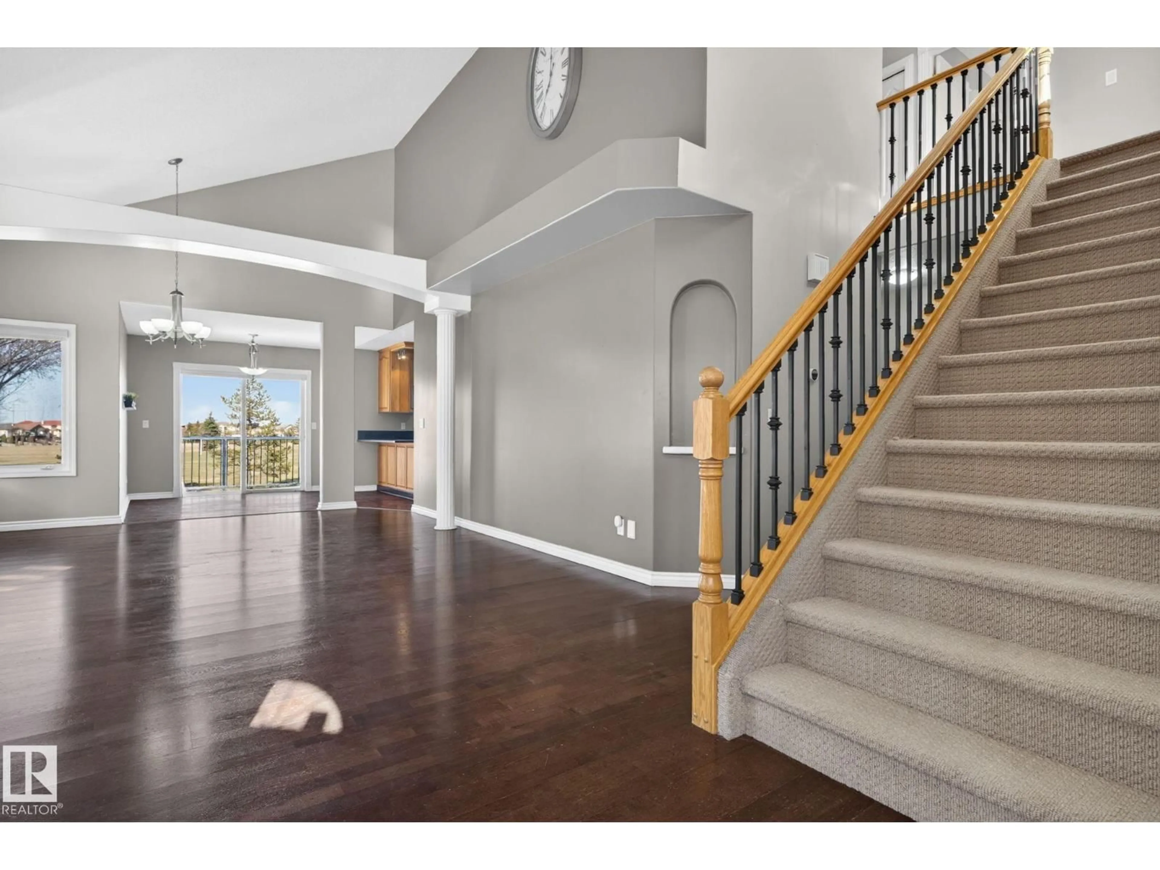 Indoor entryway for 15913 78 ST NW, Edmonton Alberta T5Z3L8