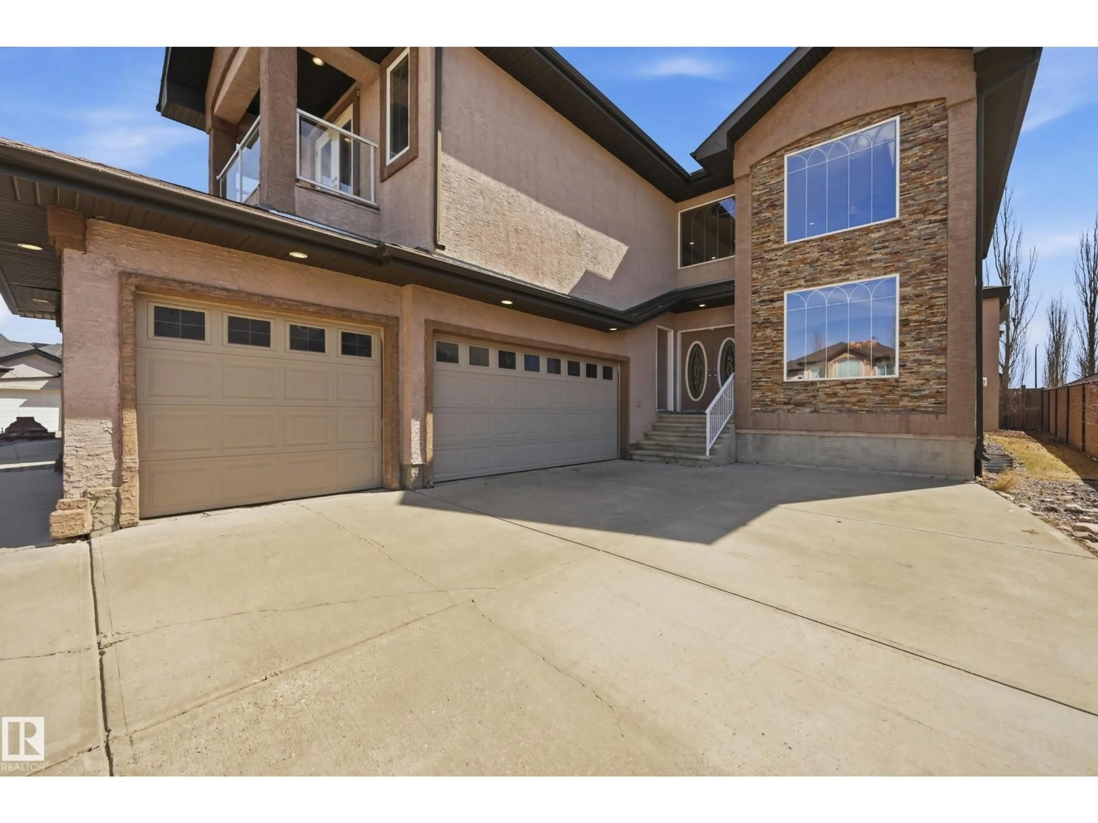 Indoor garage for 3105 65 ST, Beaumont Alberta T4X0G5