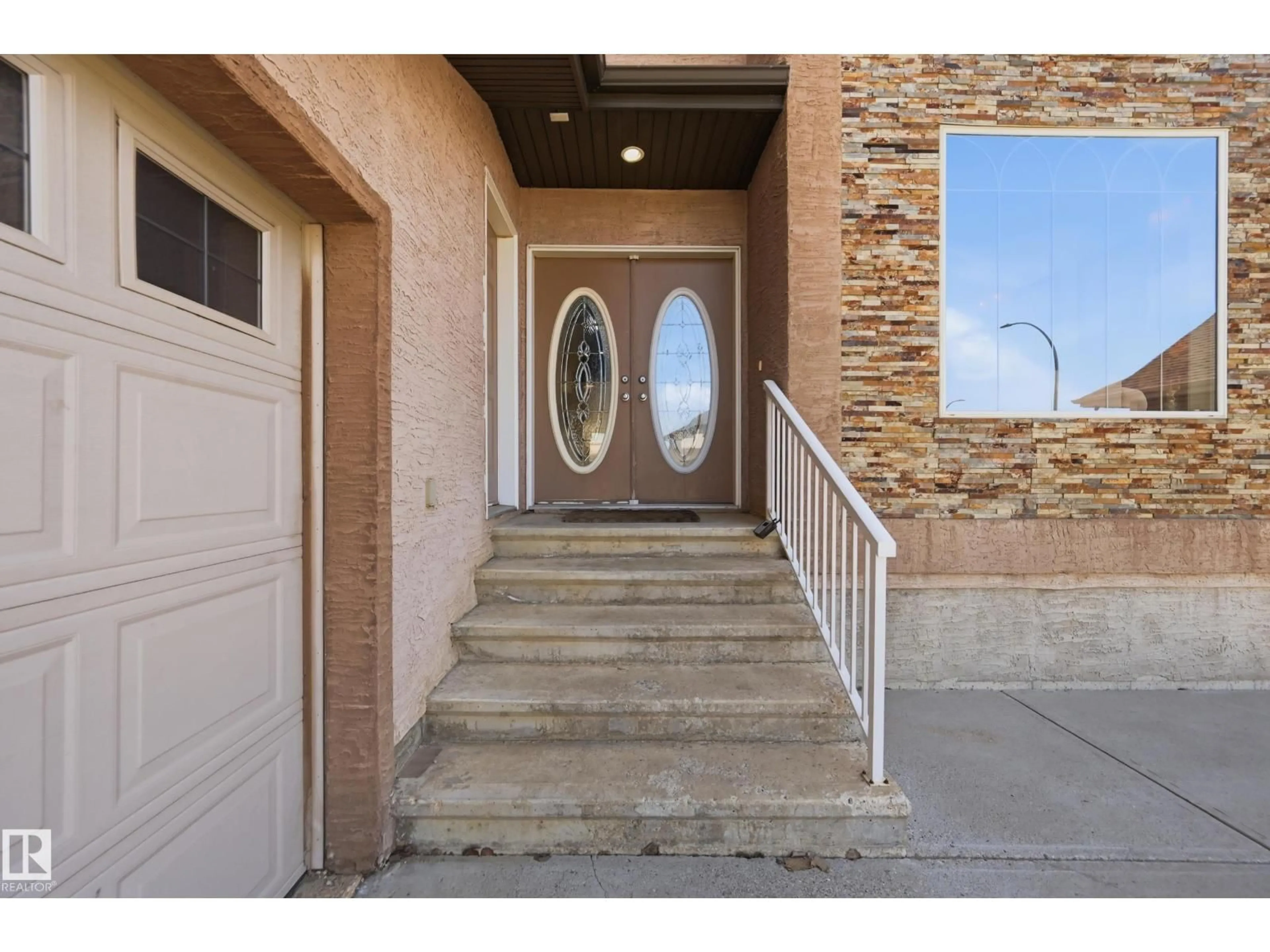 Indoor entryway for 3105 65 ST, Beaumont Alberta T4X0G5