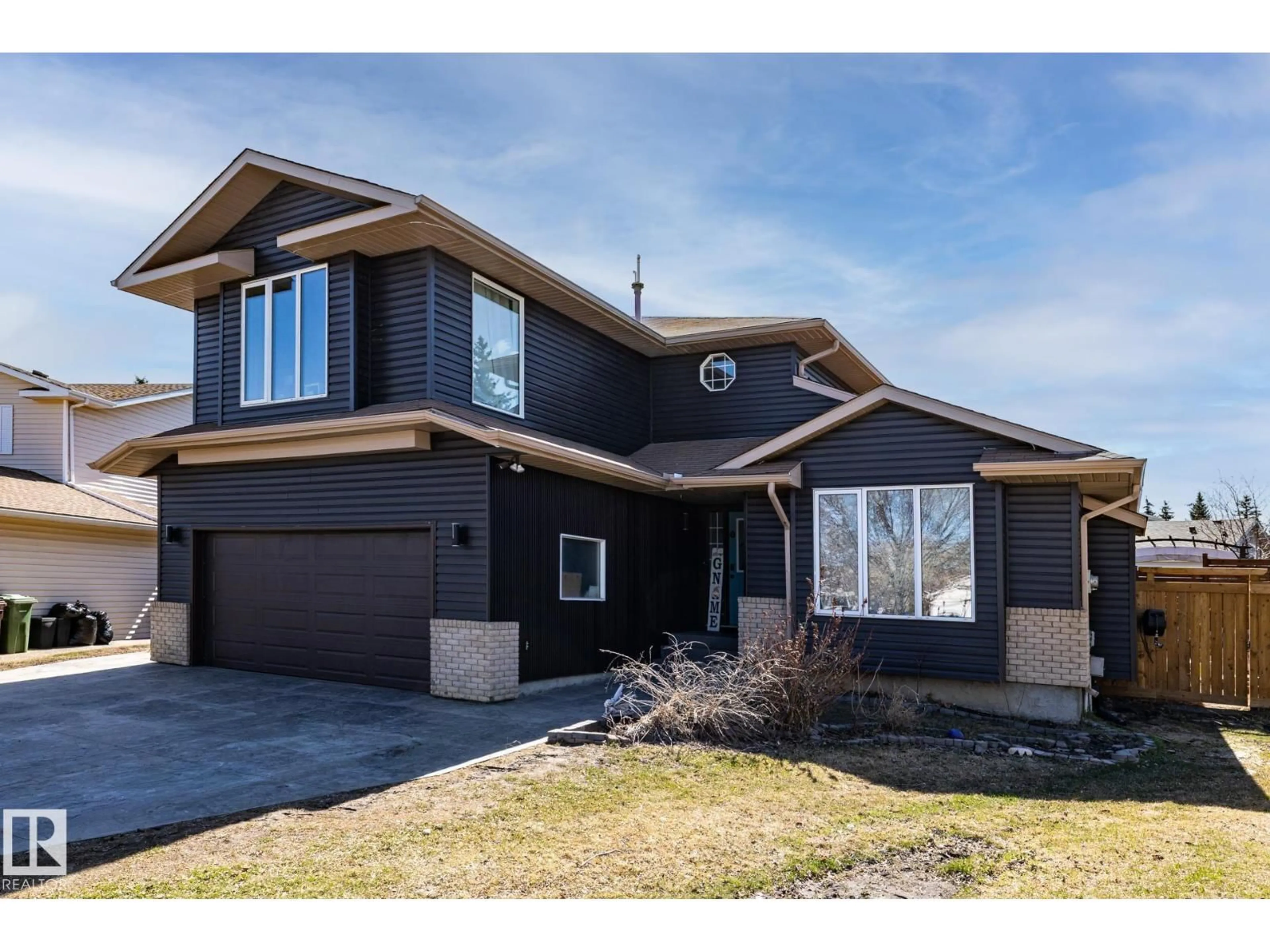 Home with brick exterior material, street for 7 DOOLAN PL, St. Albert Alberta T8N5P7