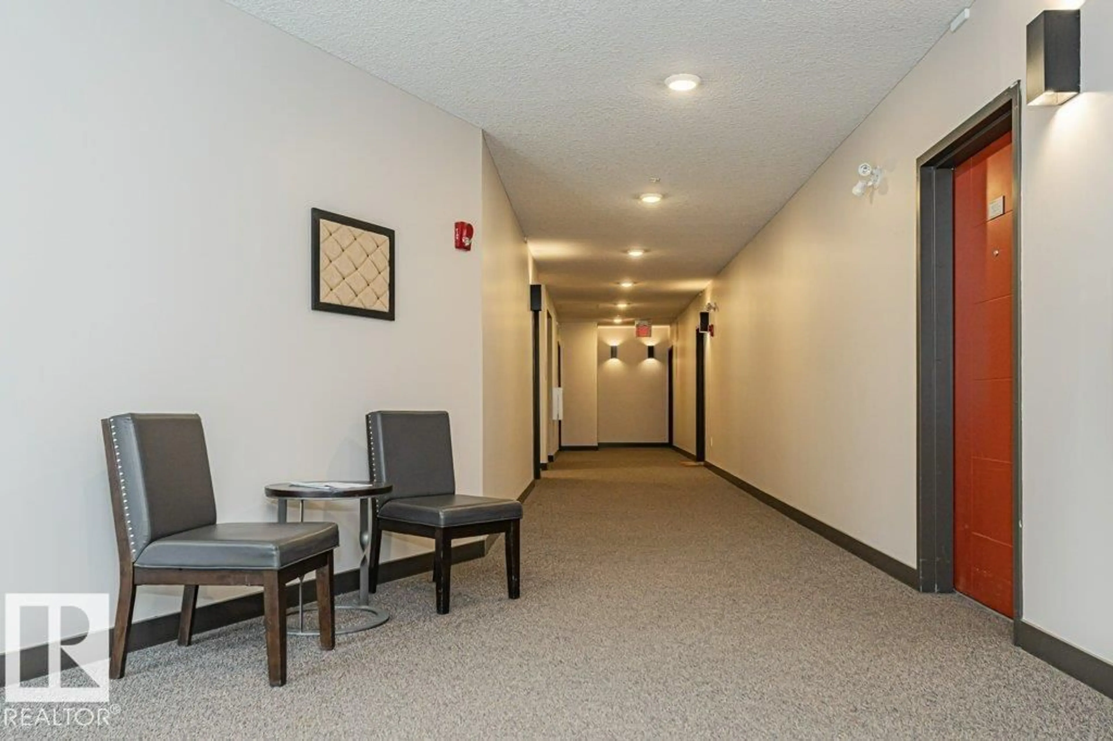 Indoor foyer for #204 - 10126 144 ST, Edmonton Alberta T5N2T7