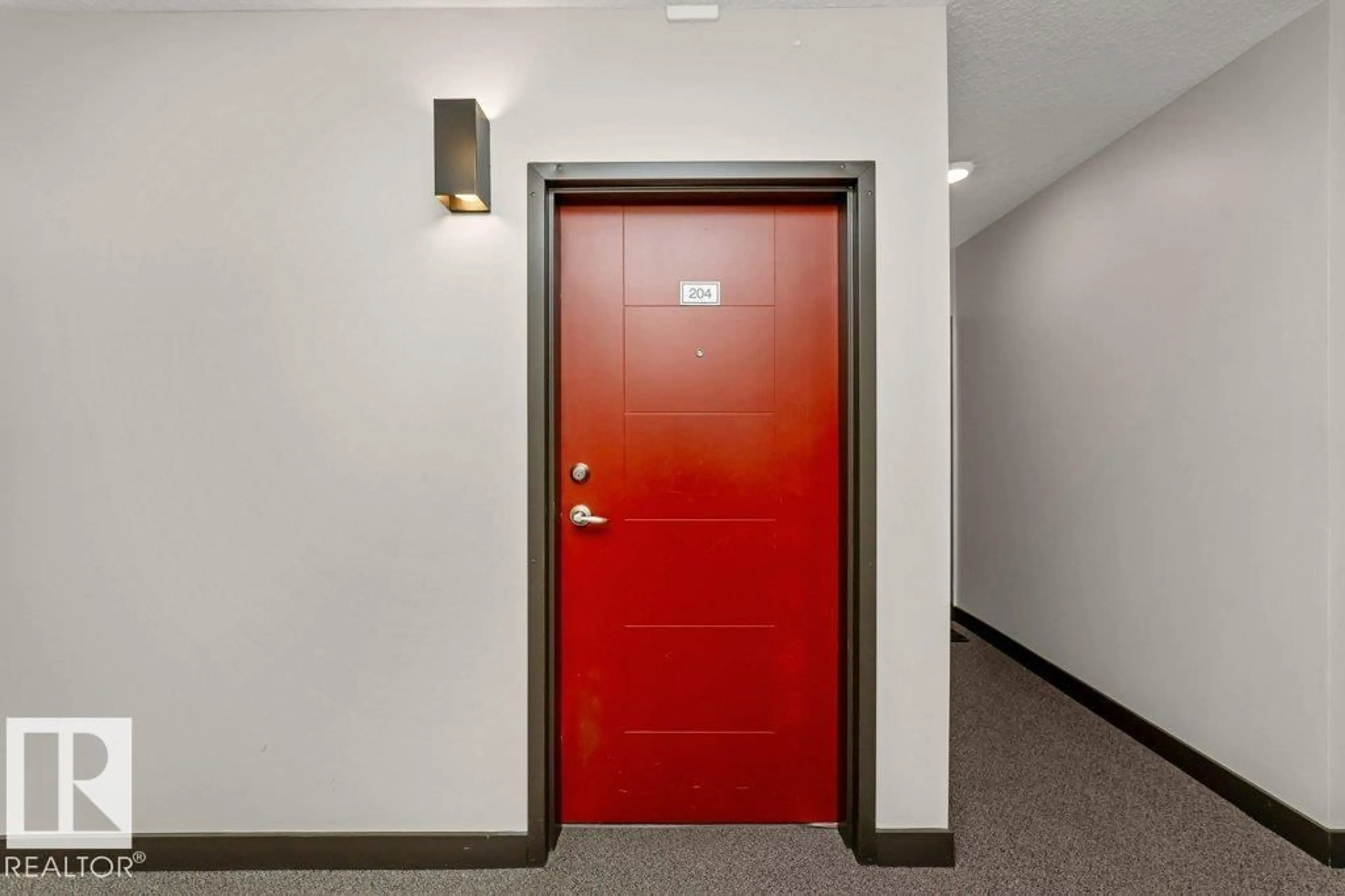 Indoor foyer for #204 - 10126 144 ST, Edmonton Alberta T5N2T7