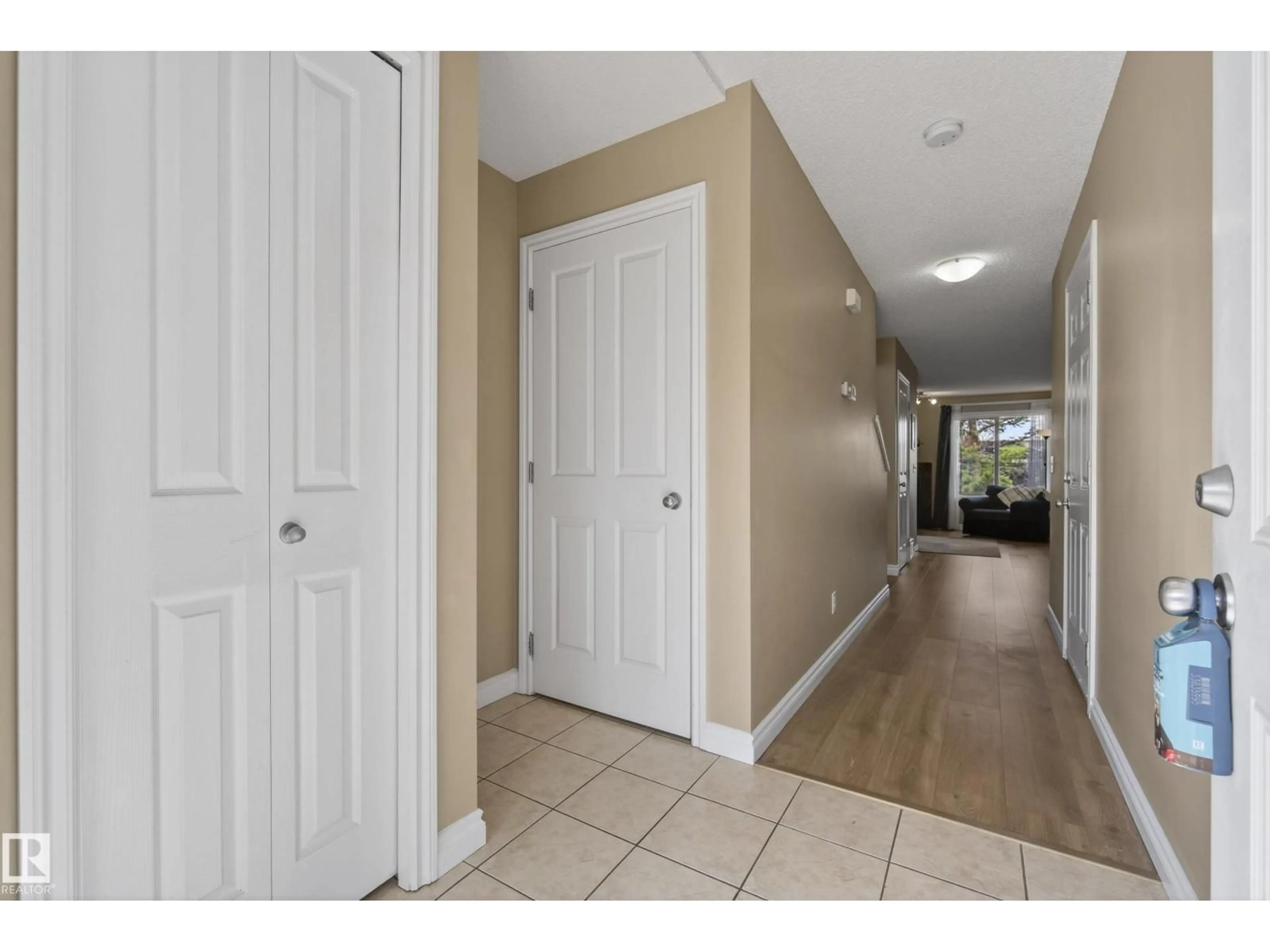 Indoor entryway for #17 - 171 BRINTNELL BV, Edmonton Alberta T5Y0C6