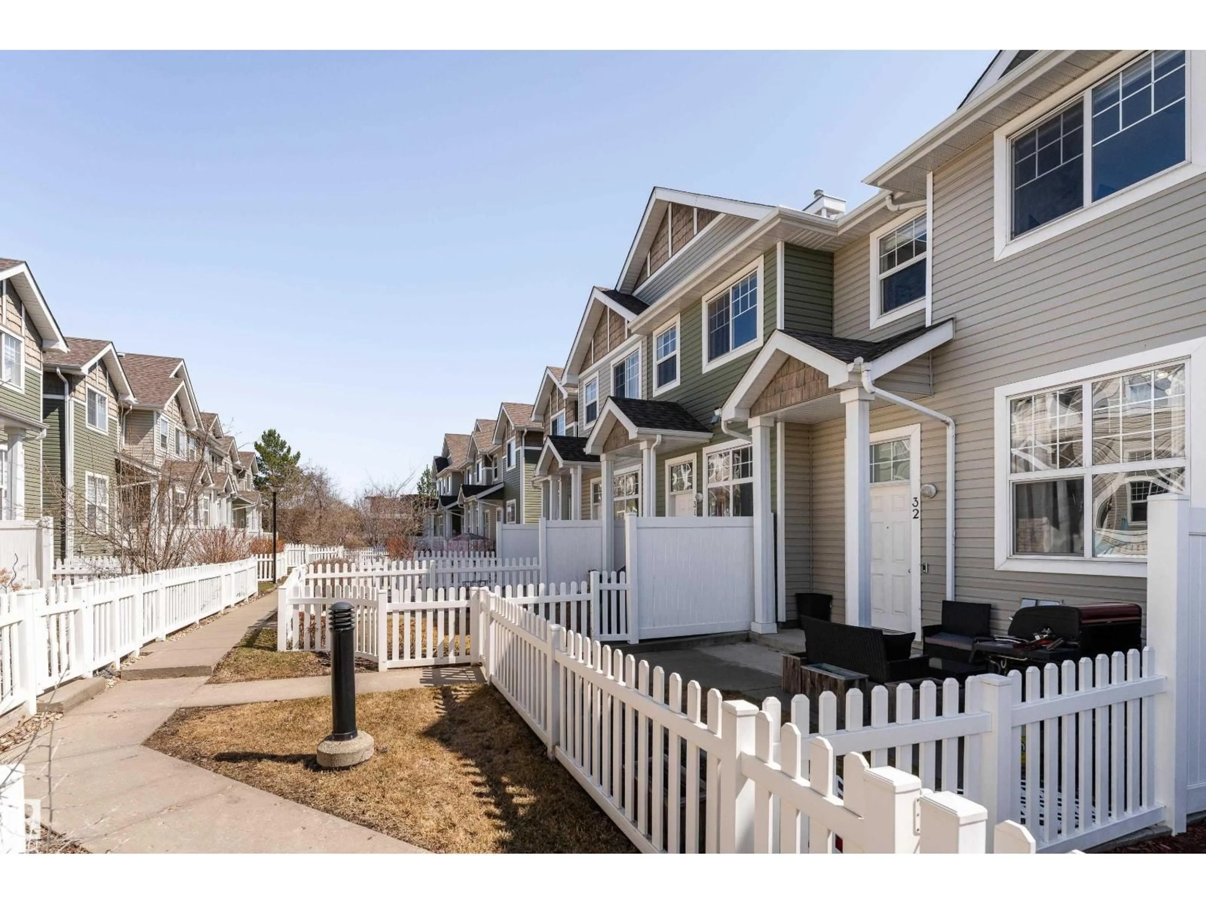 Unknown for #32 - 5604 199 ST NW, Edmonton Alberta T6M2Z9