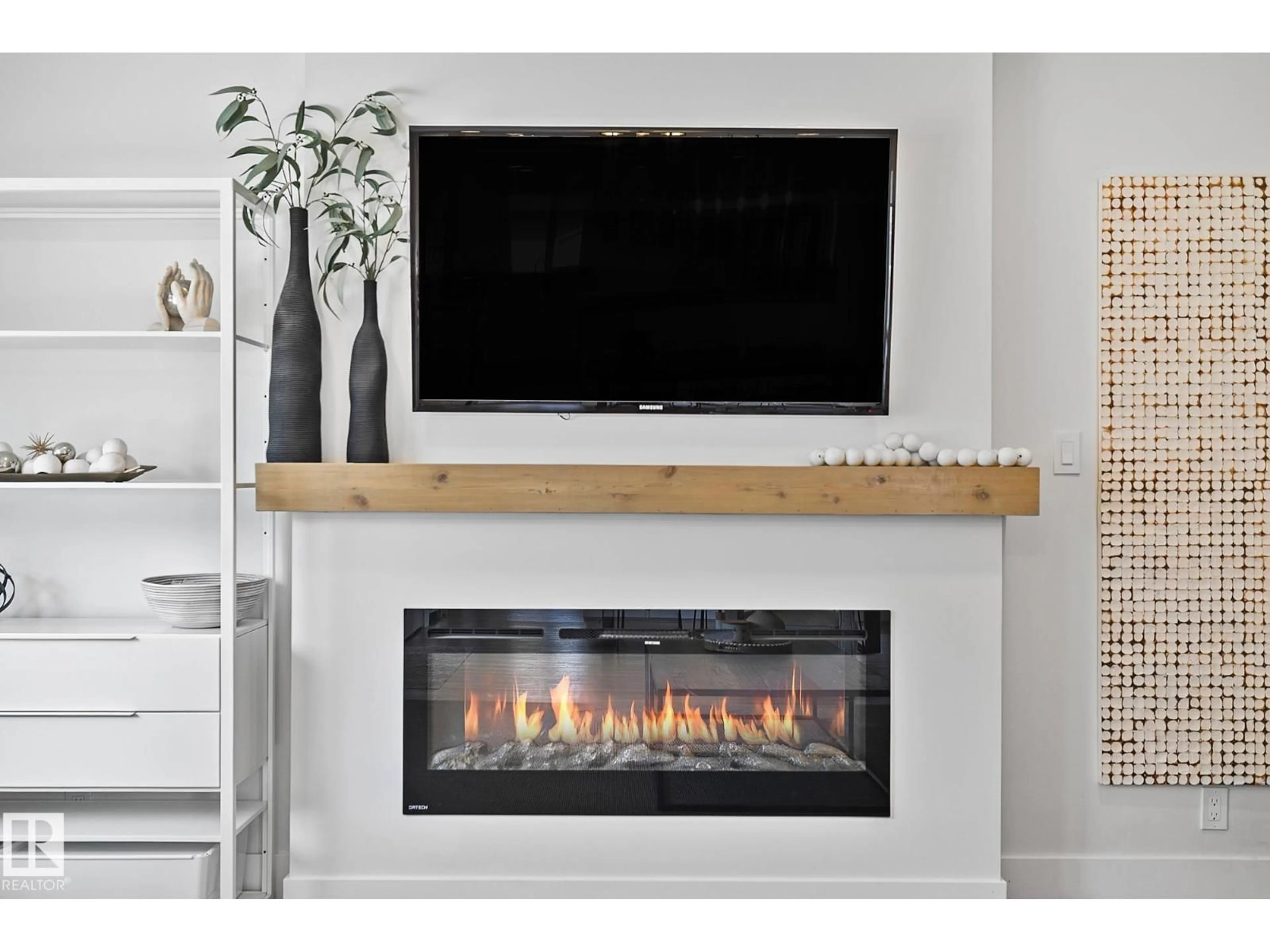 Home theater for 15011 77 AV, Edmonton Alberta T5R3B5