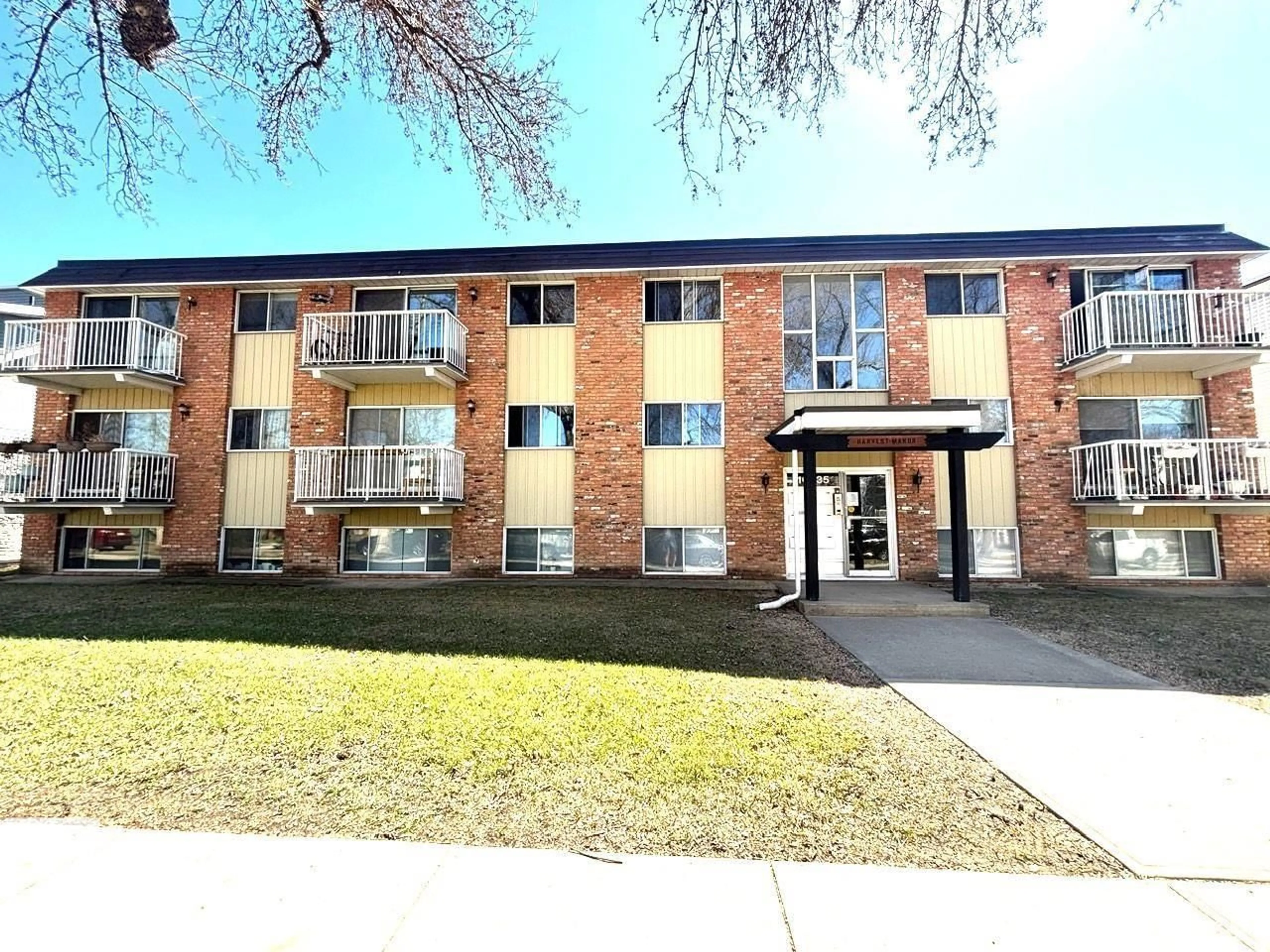 A pic from outside/outdoor area/front of a property/back of a property/a pic from drone, building for #304 - 10635 80 AV, Edmonton Alberta T6E1V6