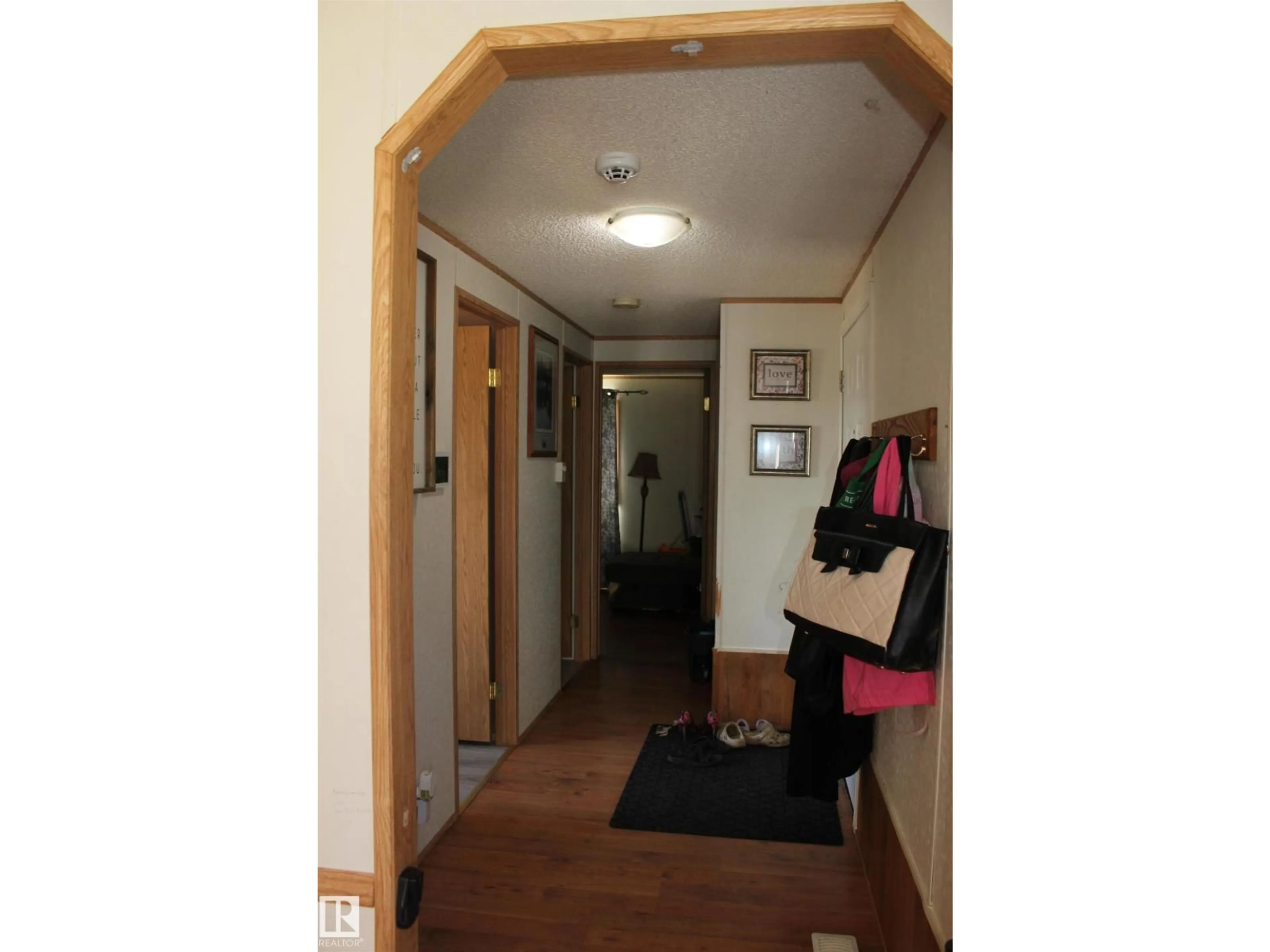 Unknown for 4610 51 AV, Myrnam Alberta T0K3K0