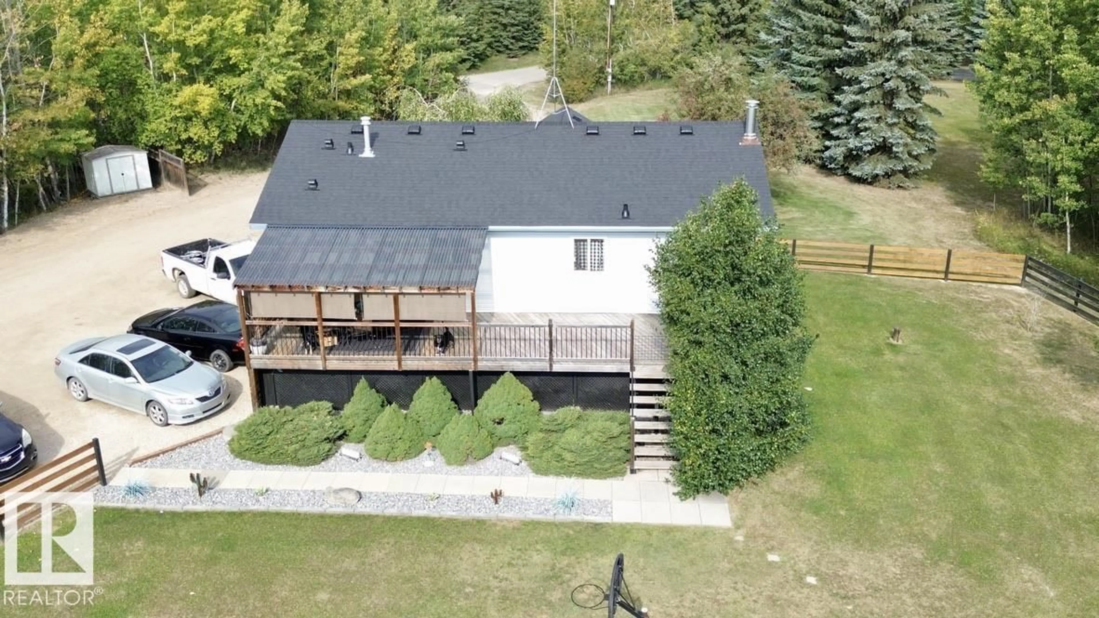 A pic from outside/outdoor area/front of a property/back of a property/a pic from drone, building for 29 TWP ROAD 544, Rural Sturgeon County Alberta T8R2B5