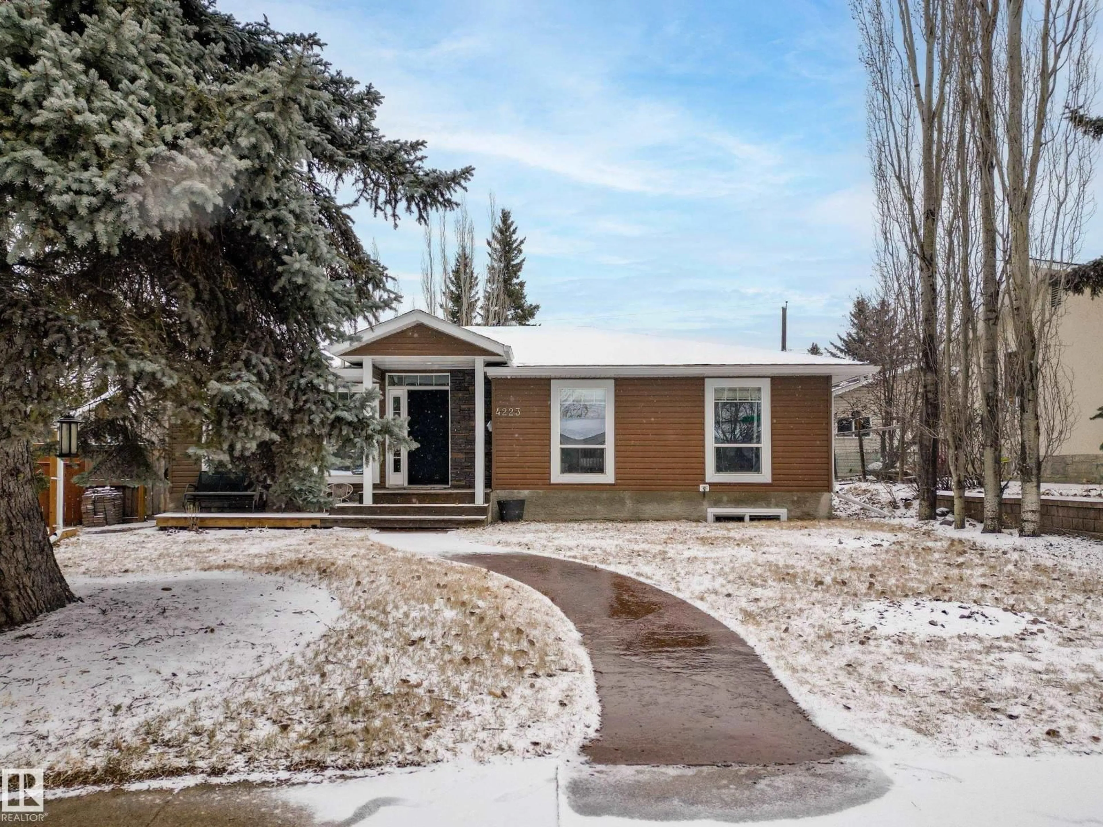 Unknown for NW - 4223 120 ST, Edmonton Alberta T6J1X9