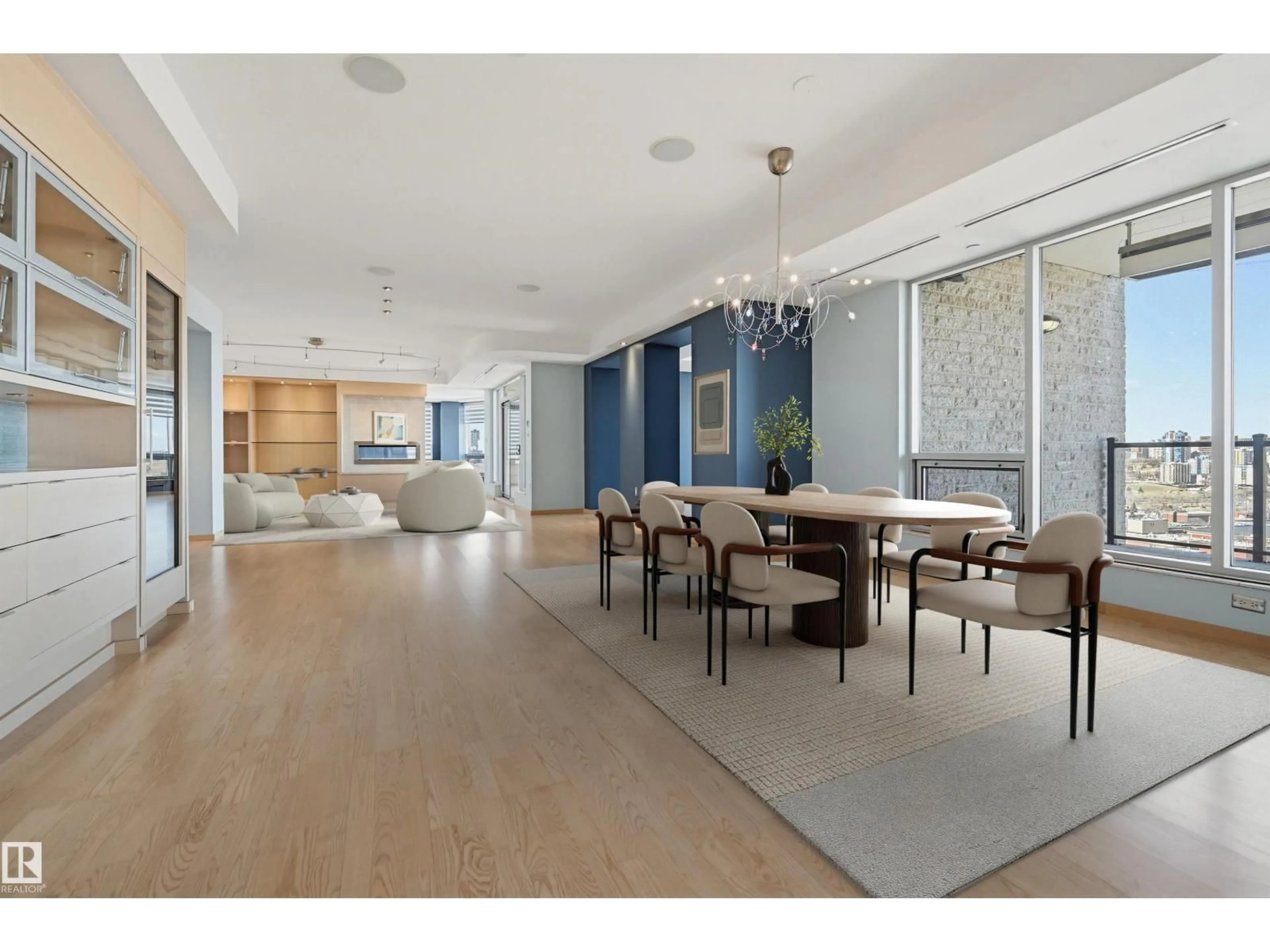 Indoor foyer for #901 - 10035 SASKATCHEWAN DR, Edmonton Alberta T6E4R4