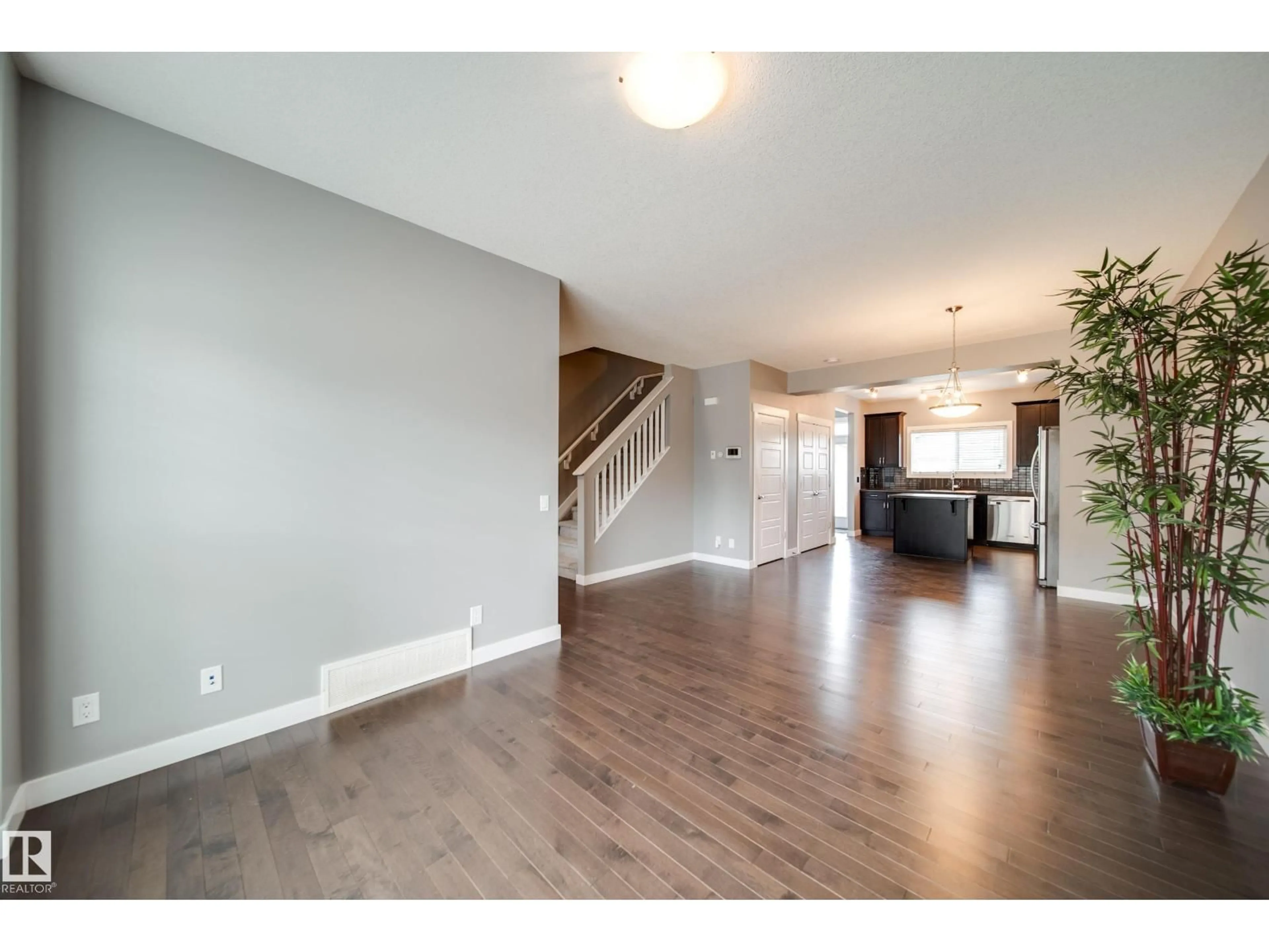 Unknown for 3112 PAISLEY RD, Edmonton Alberta T6W2W8