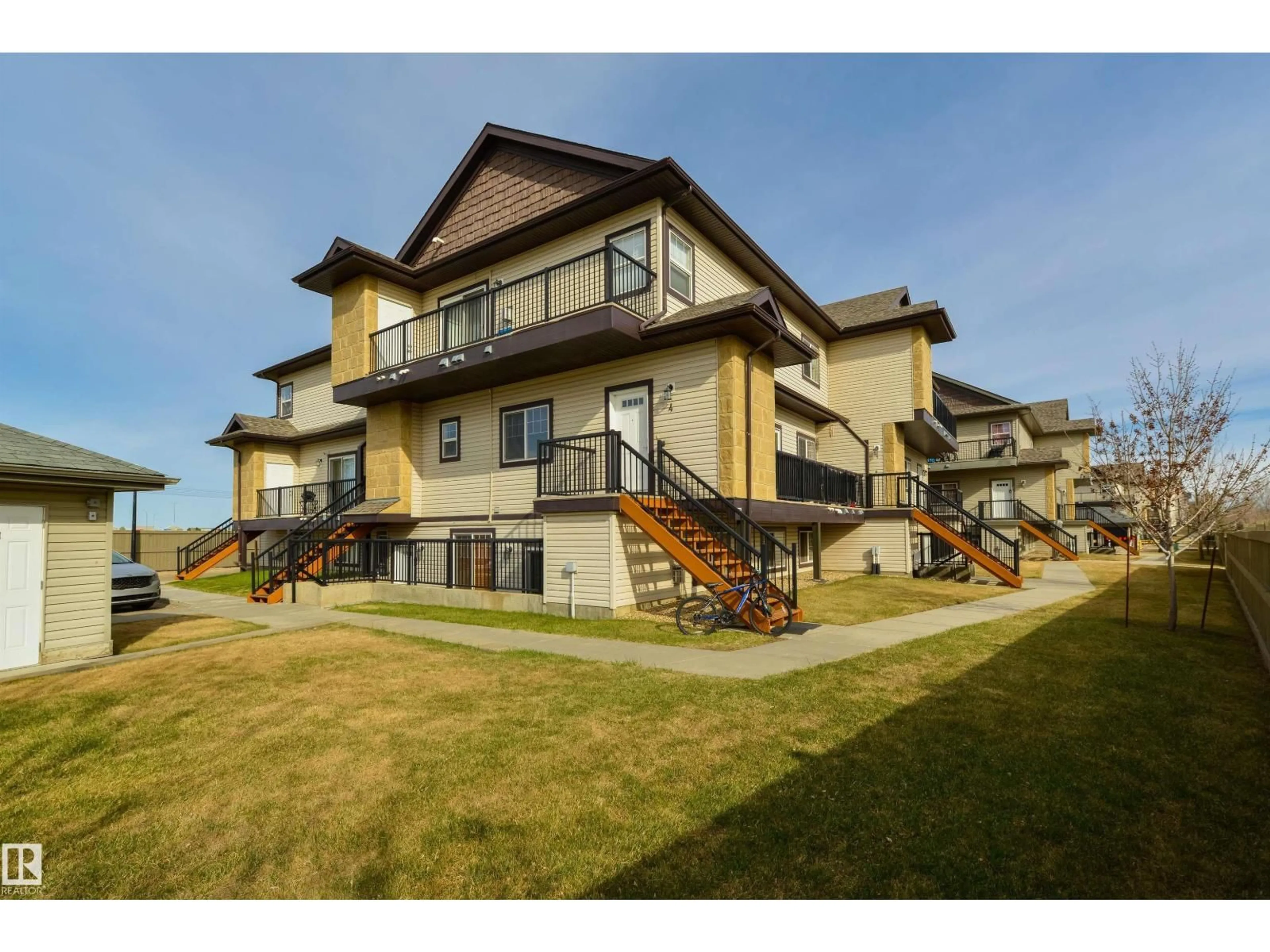 A pic from outside/outdoor area/front of a property/back of a property/a pic from drone, unknown for #5 - 840 156 ST, Edmonton Alberta T6R0S2