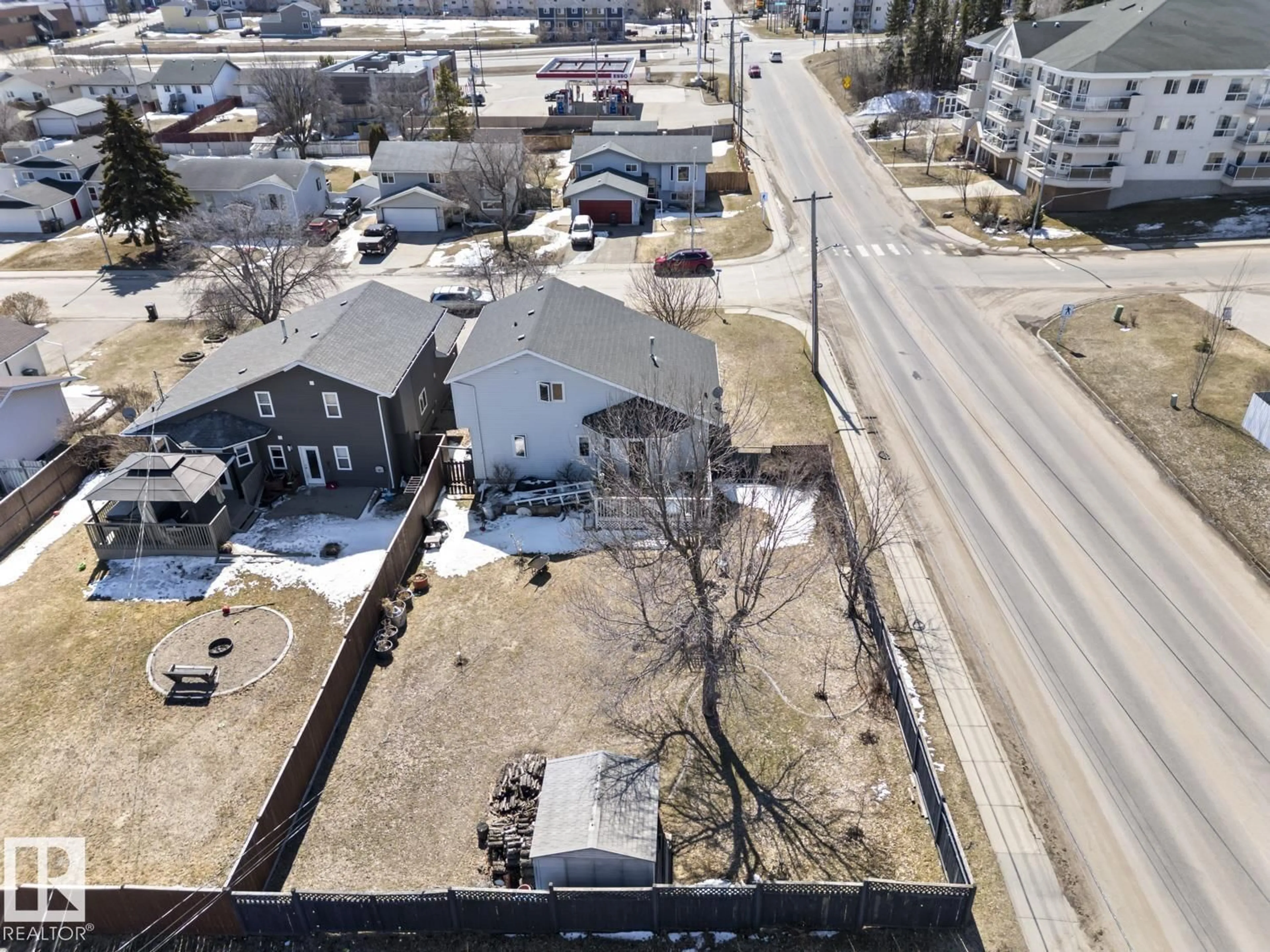 A pic from outside/outdoor area/front of a property/back of a property/a pic from drone, street for 1414 7 AV, Cold Lake Alberta T9M1B4
