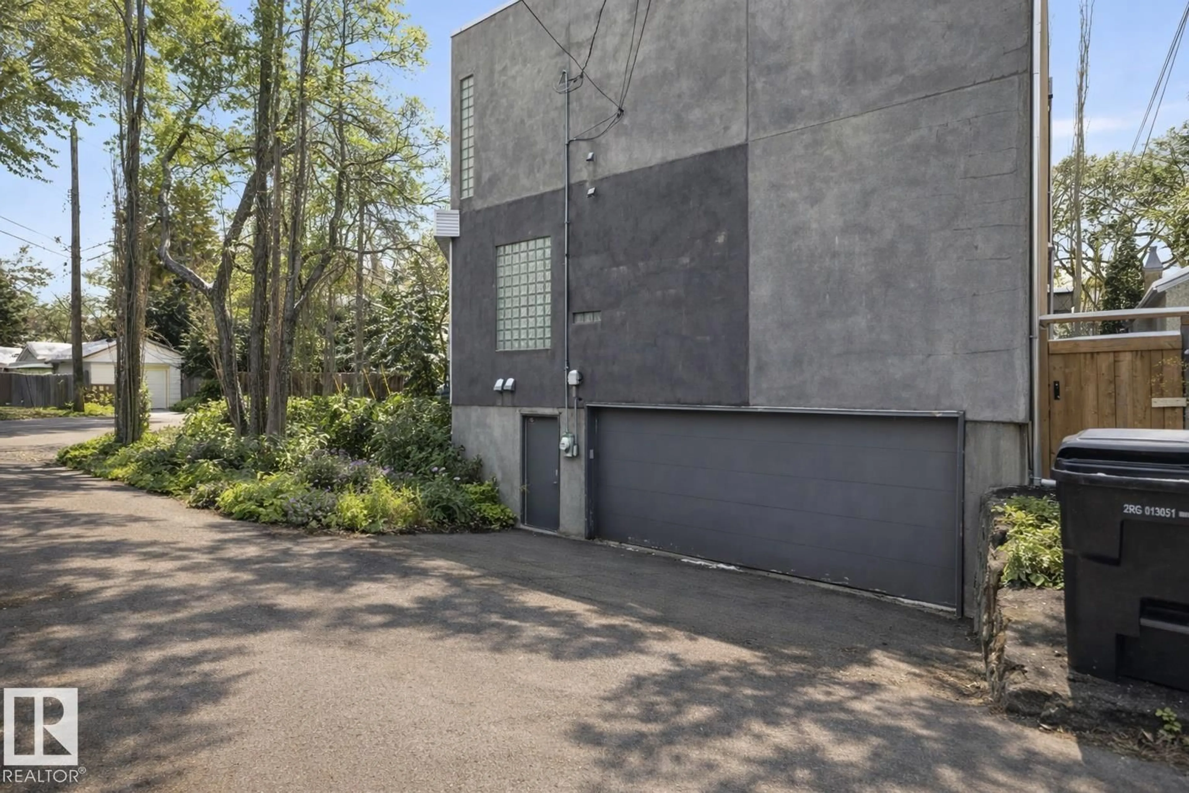 Unknown for 9012 98 ST, Edmonton Alberta T6E3M5