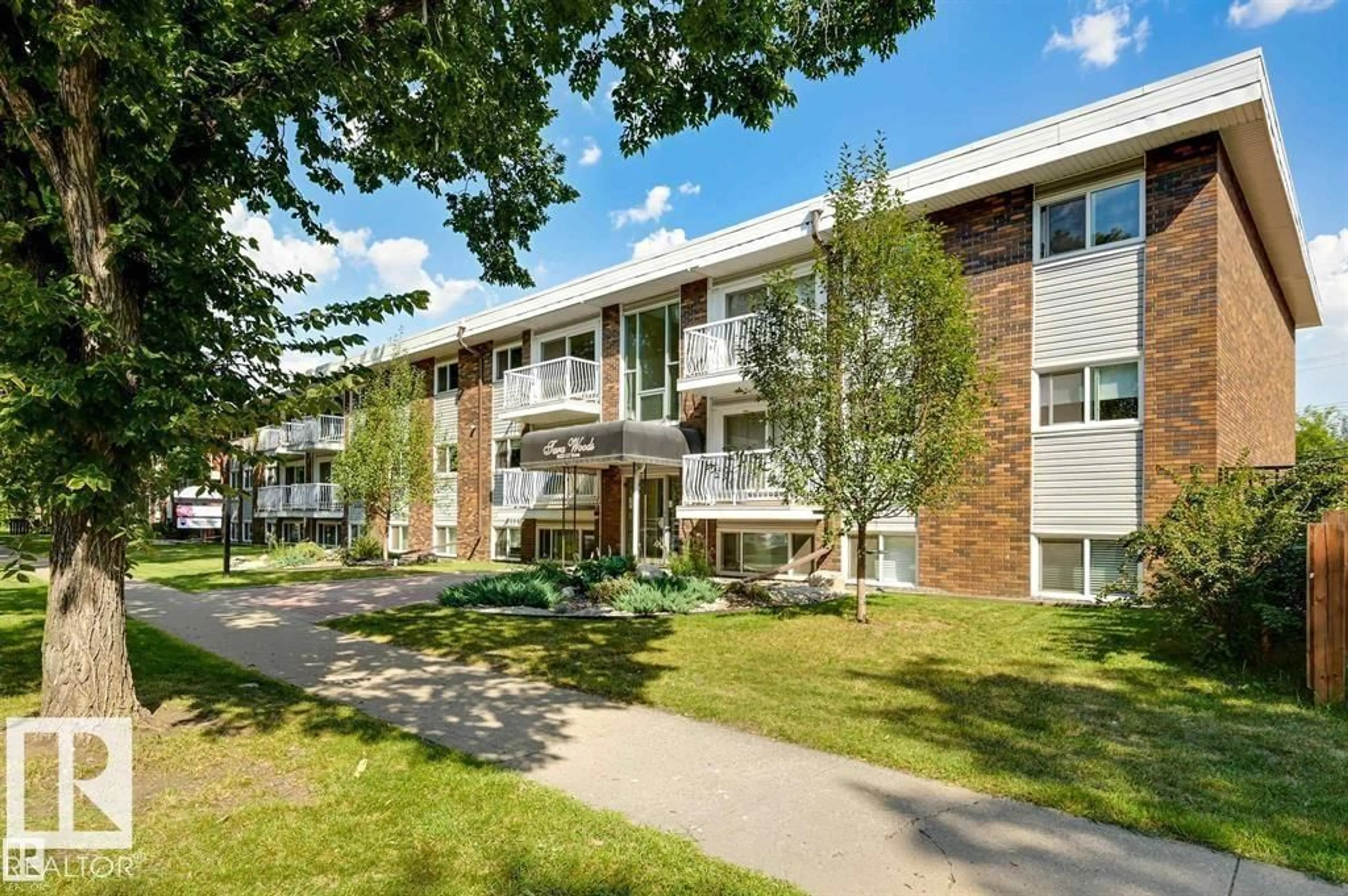 Patio, building for #106 - 10225 117 ST, Edmonton Alberta T5K1X7