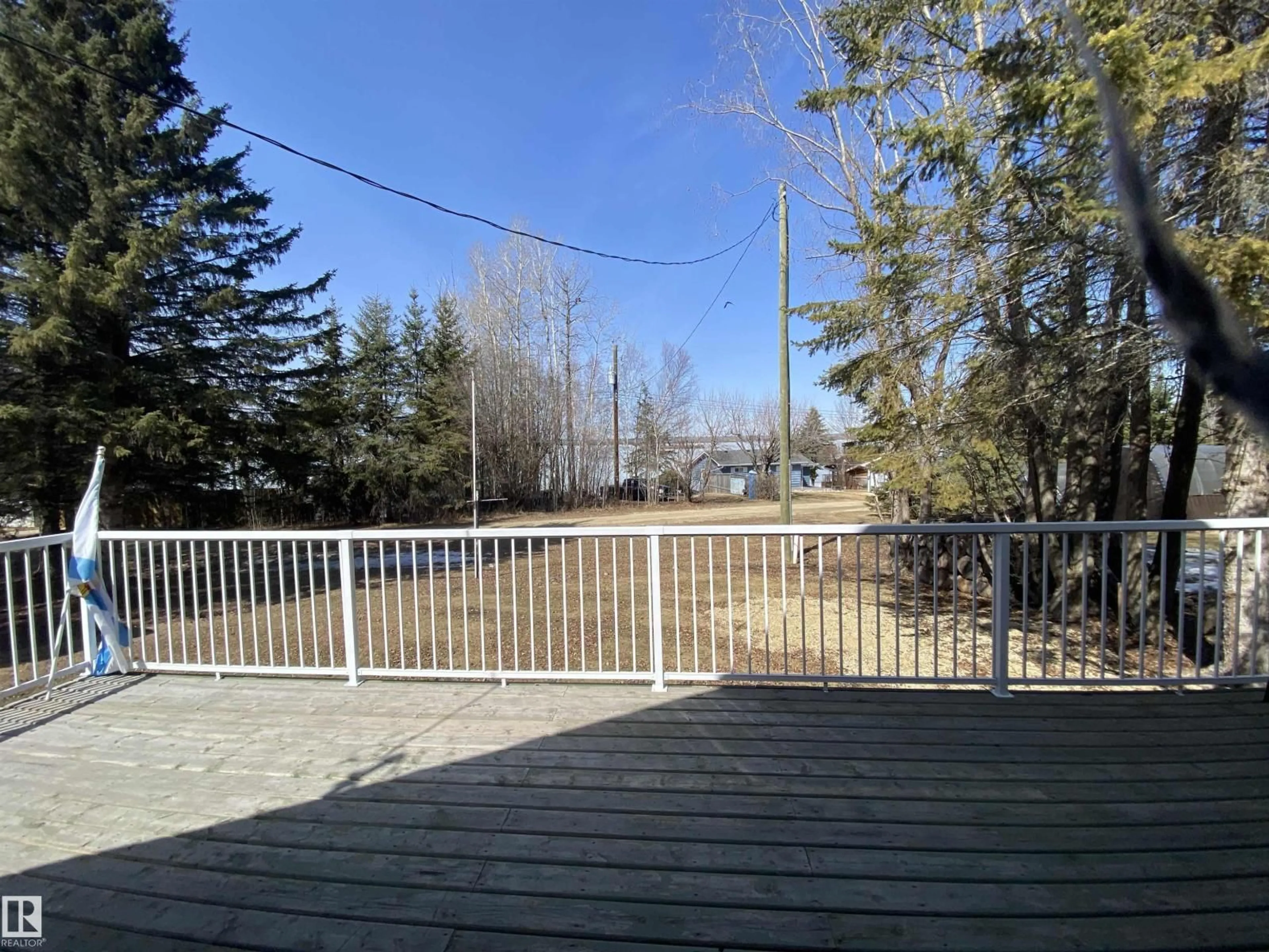 Patio, unknown for 41 - 5414 TWP RD 535, Rural Parkland County Alberta T0E0V0