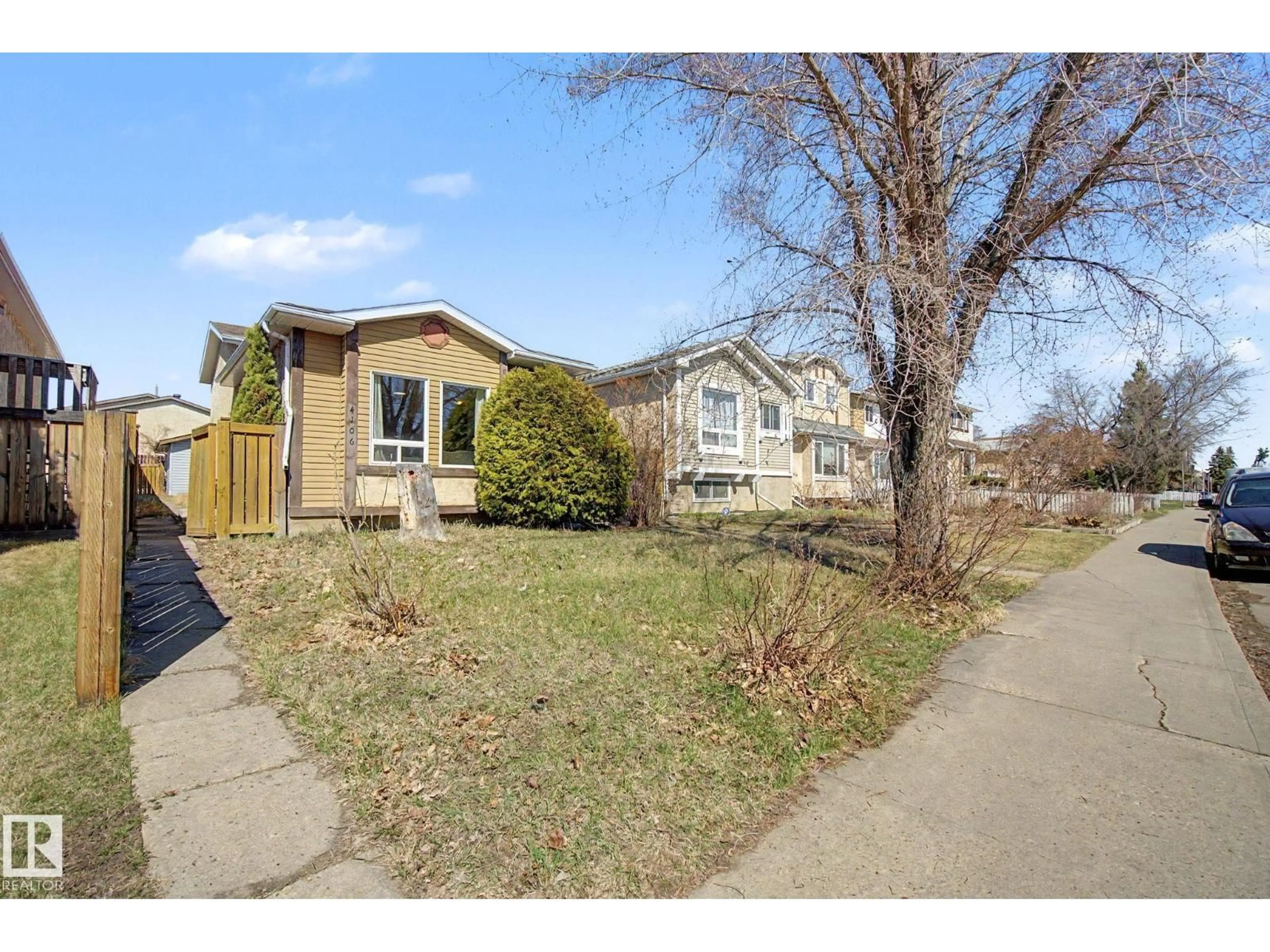 Unknown for 4106 38 ST, Edmonton Alberta T6L5E4