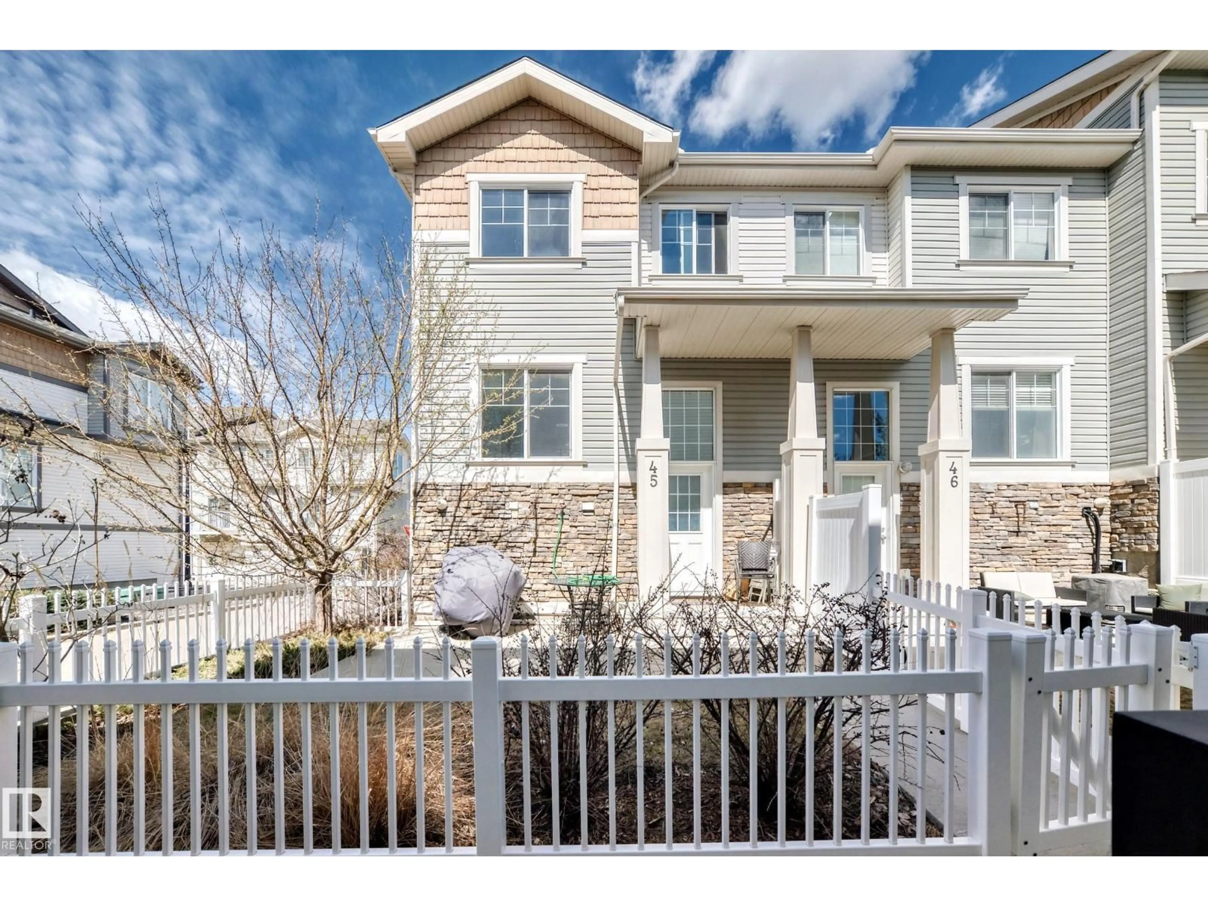 Home with vinyl exterior material, street for #45 - 4850 TERWILLEGAR CM, Edmonton Alberta T6R0T6
