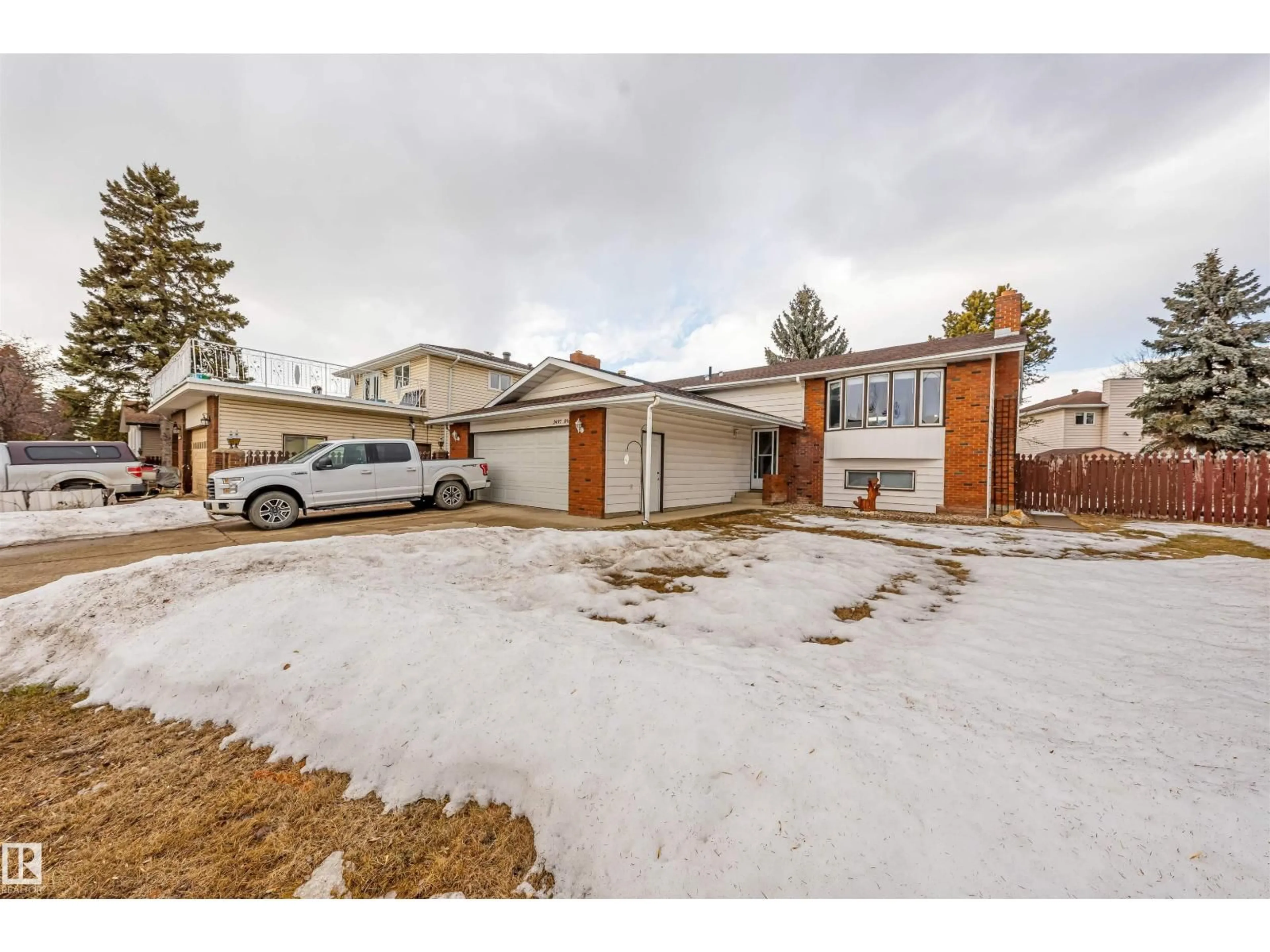 Unknown for 2437 89 ST, Edmonton Alberta T6K2Y8