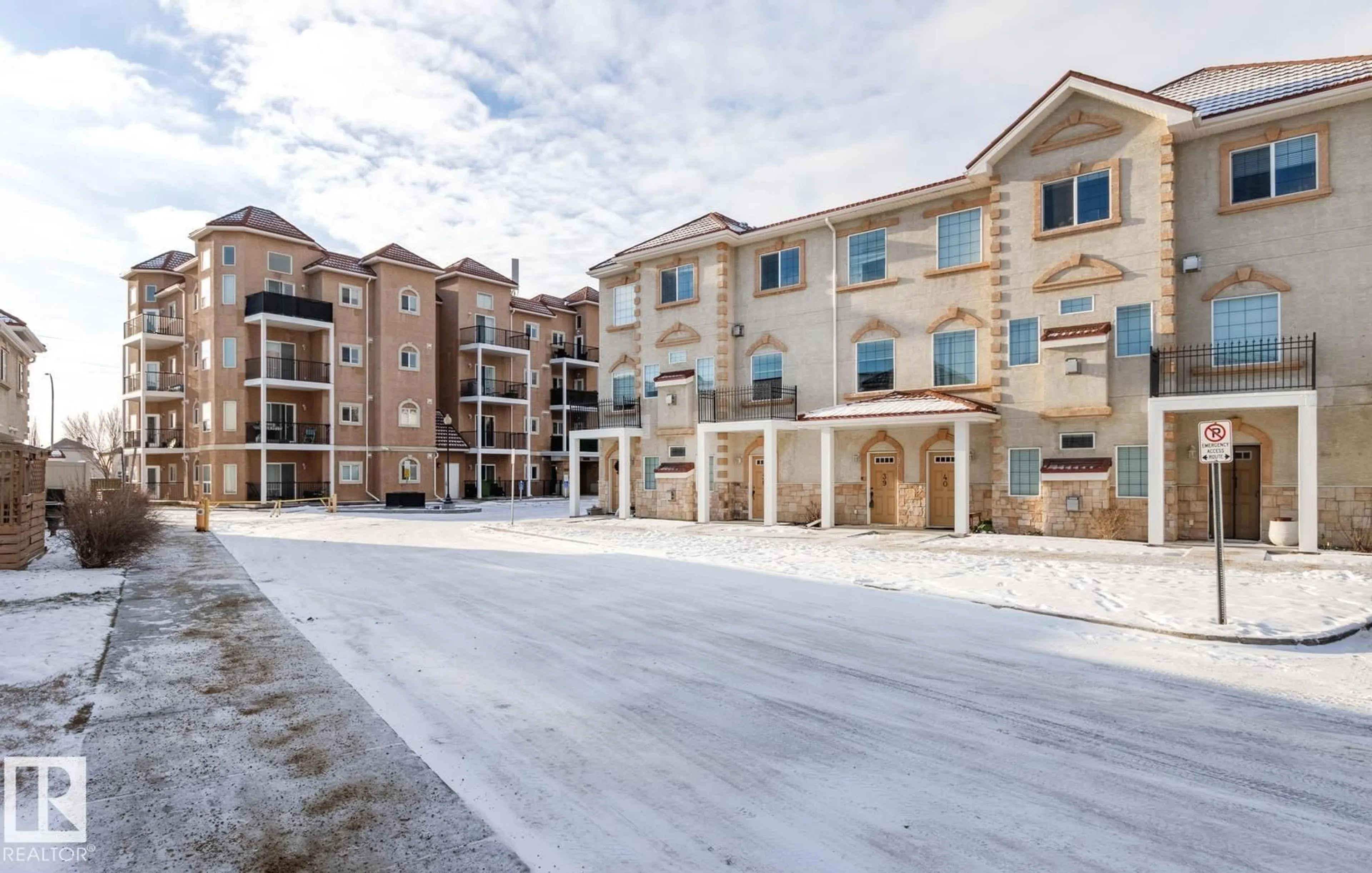Unknown for #39 - 13825 155 AV NW, Edmonton Alberta T6V0B8