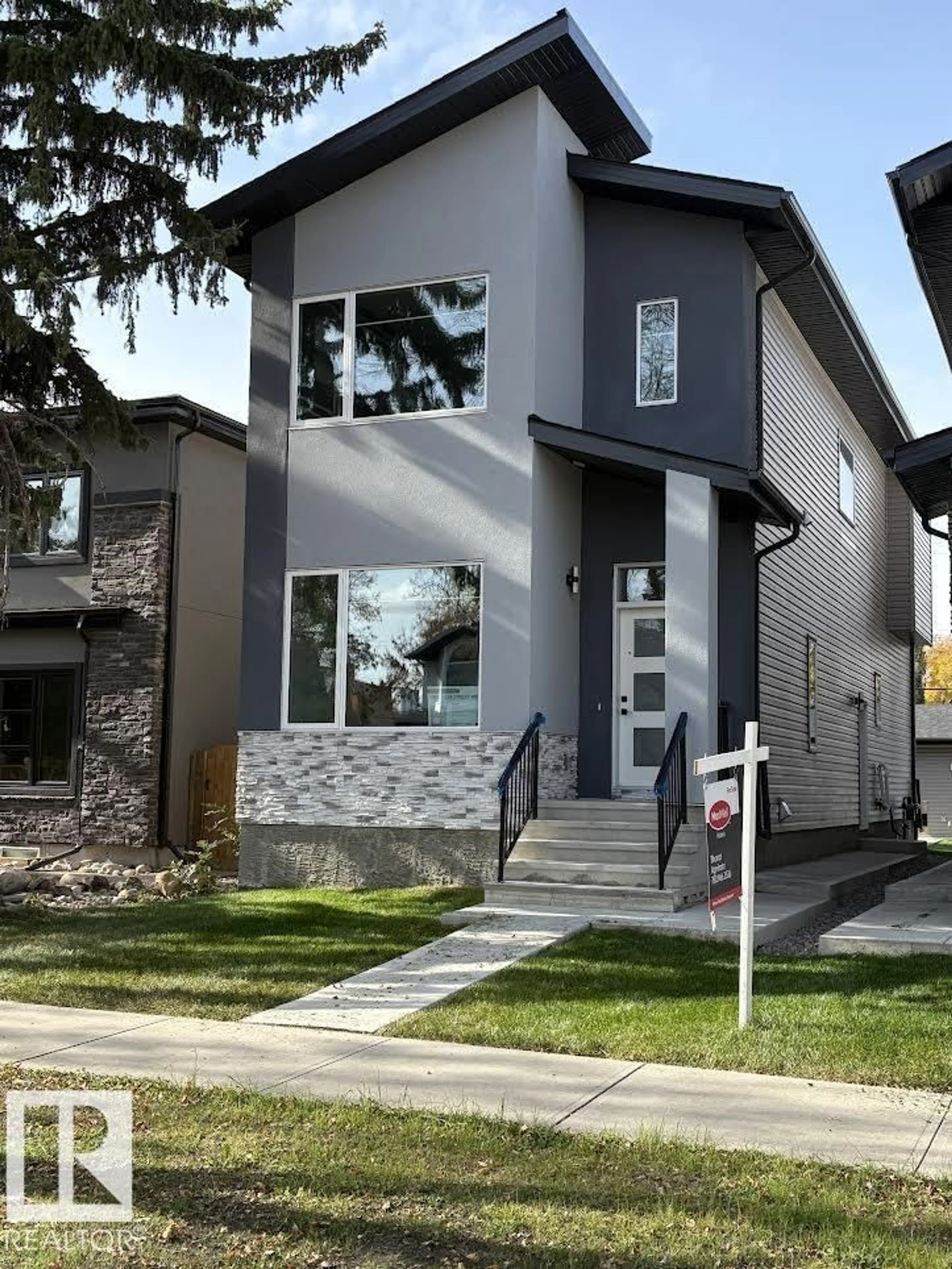 Unknown for NW - 11032 128 ST, Edmonton Alberta T5M0W6