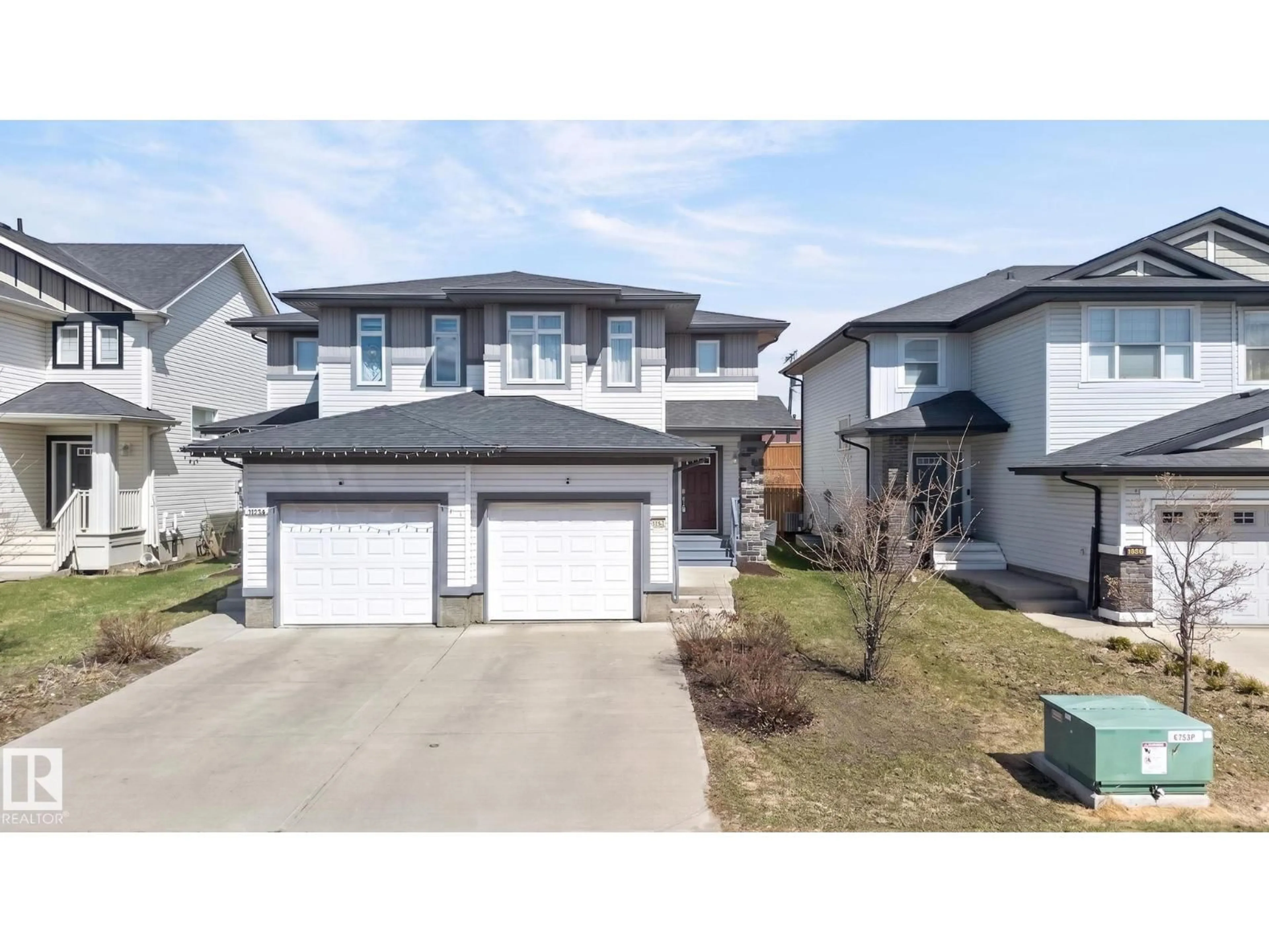 A pic from outside/outdoor area/front of a property/back of a property/a pic from drone, street for 21722 99A AV, Edmonton Alberta T5T4T5