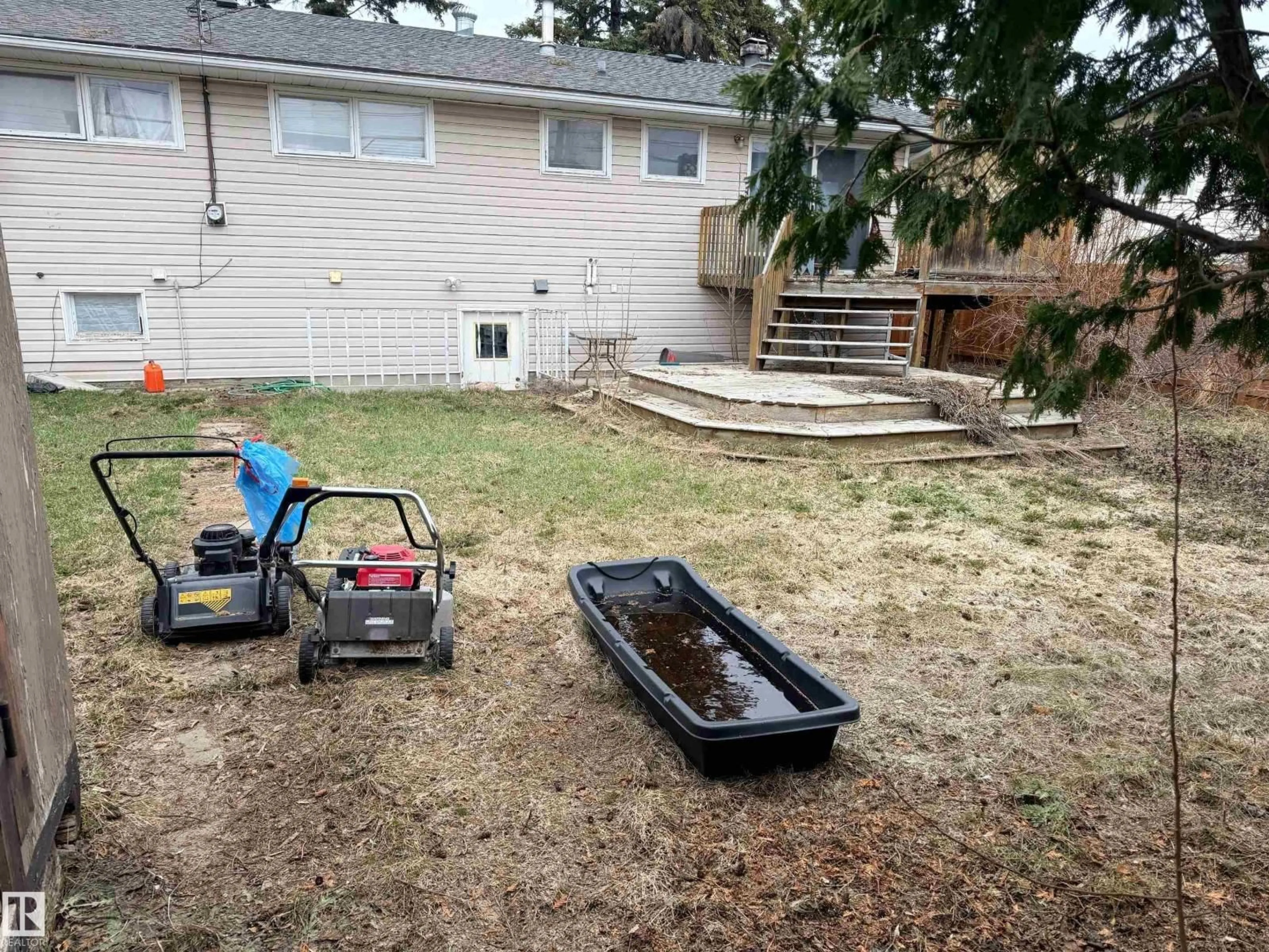 A pic from outside/outdoor area/front of a property/back of a property/a pic from drone, building for 1911 1 AV, Cold Lake Alberta T9M1E4