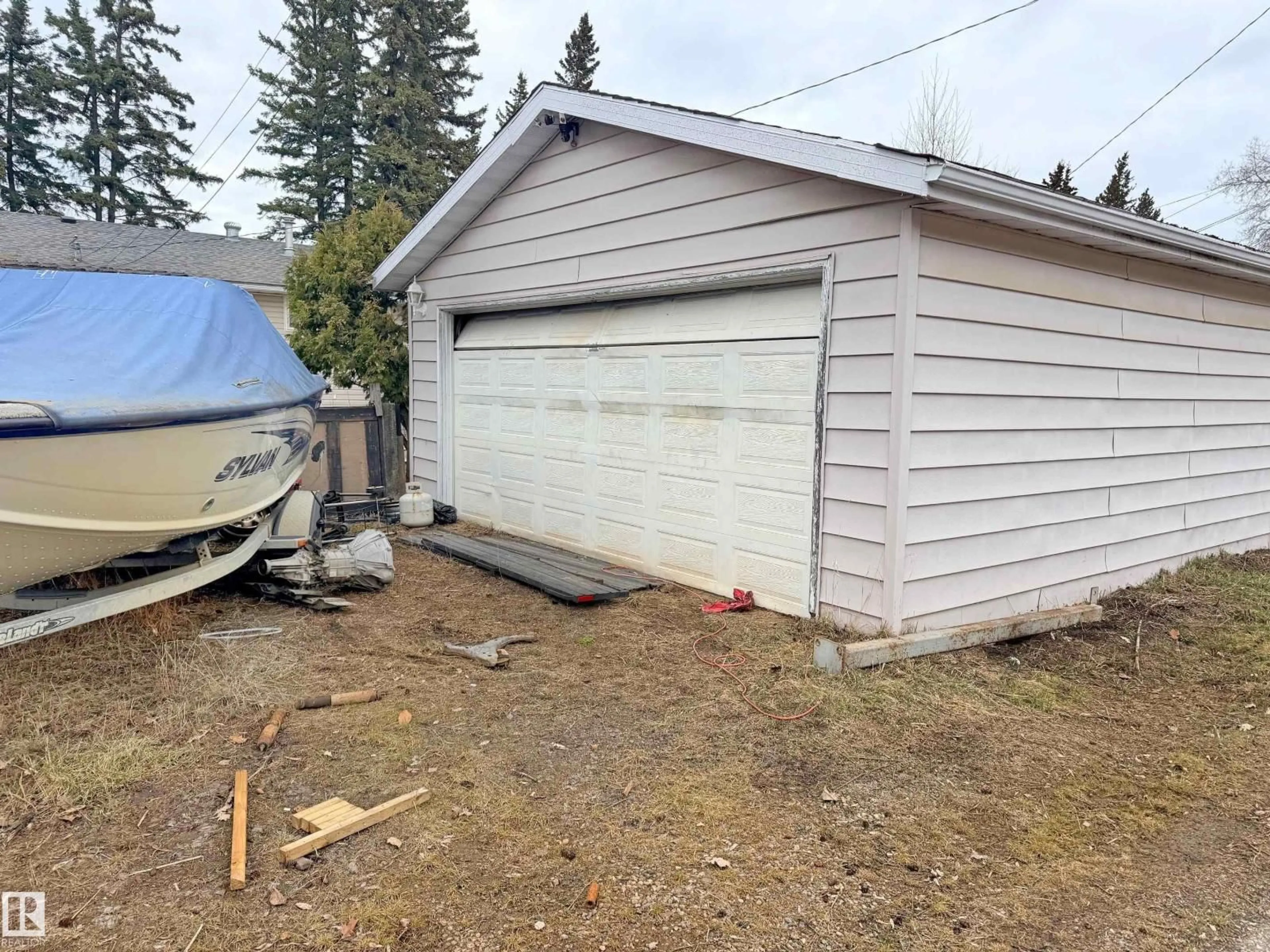 Shed for 1911 1 AV, Cold Lake Alberta T9M1E4